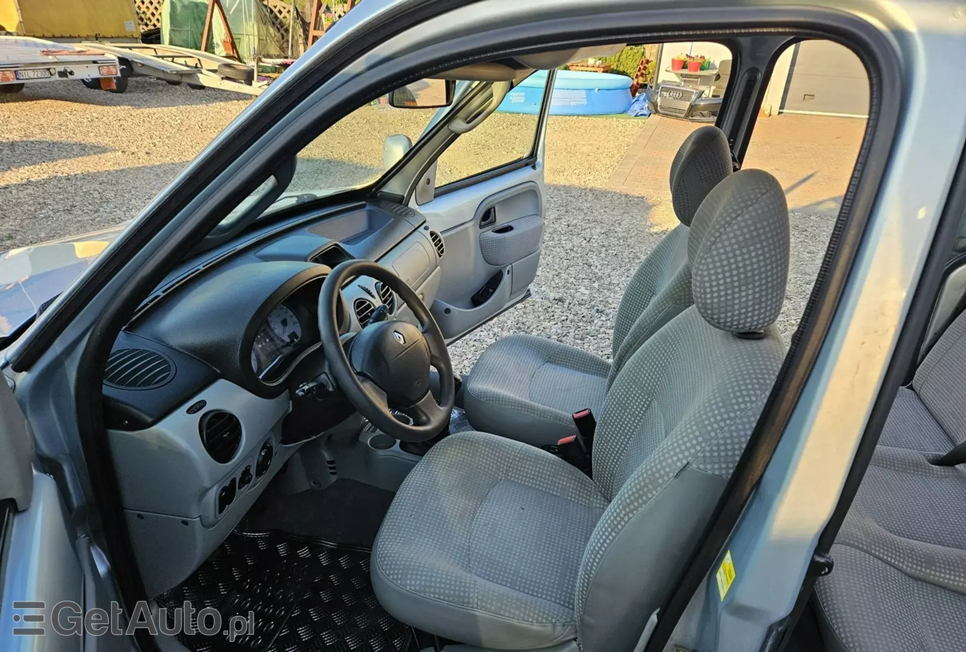 RENAULT Kangoo 