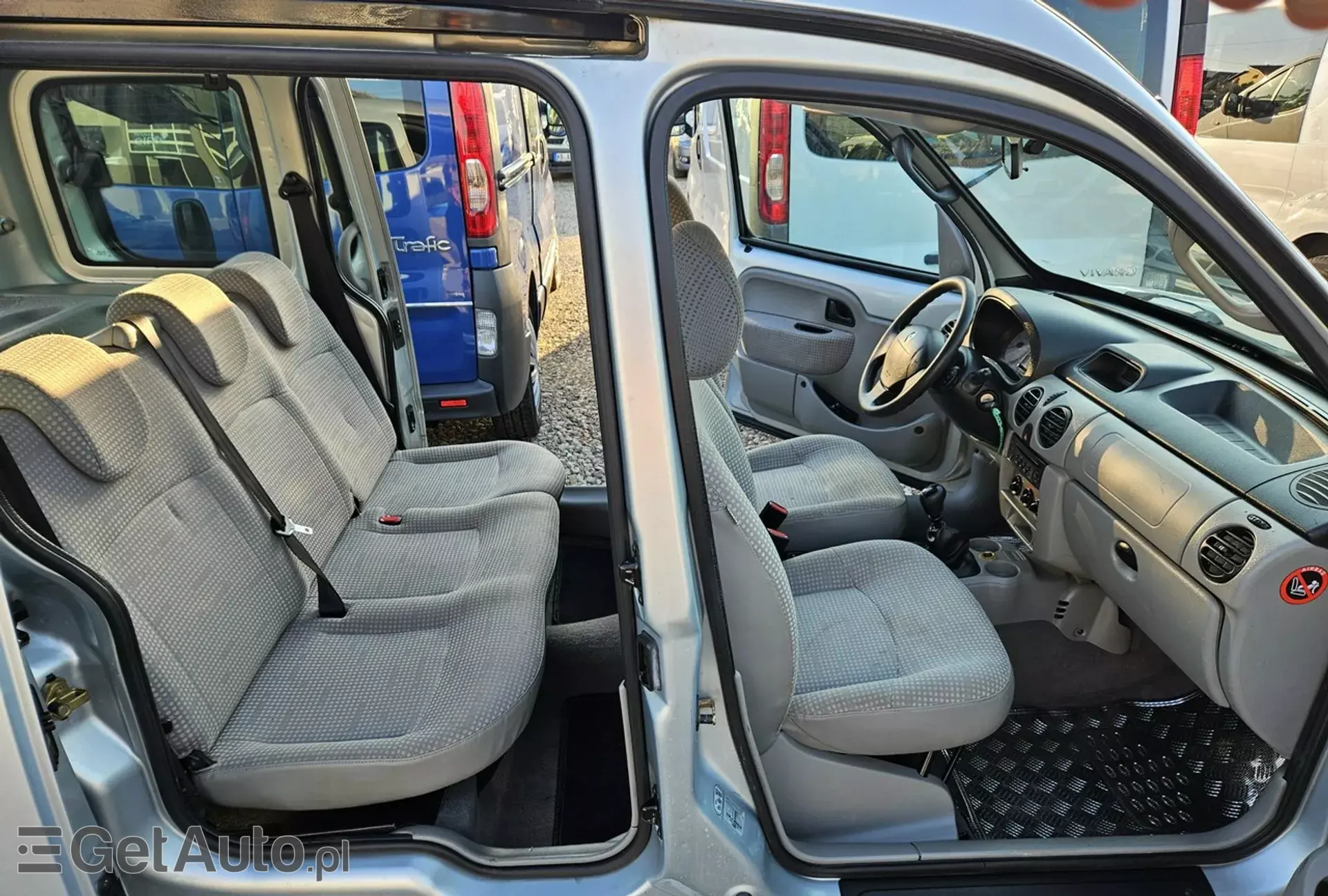 RENAULT Kangoo 