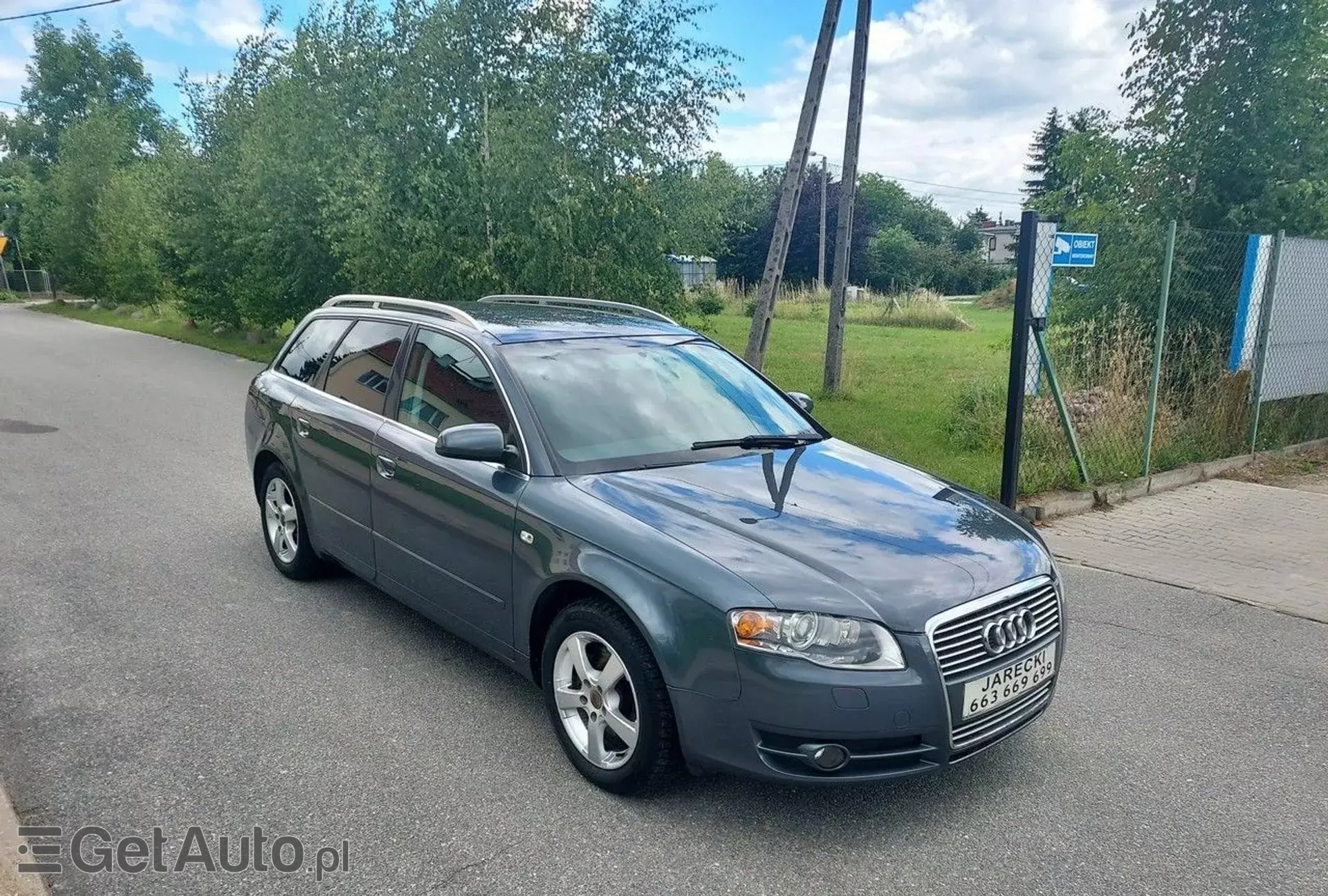 AUDI A4 