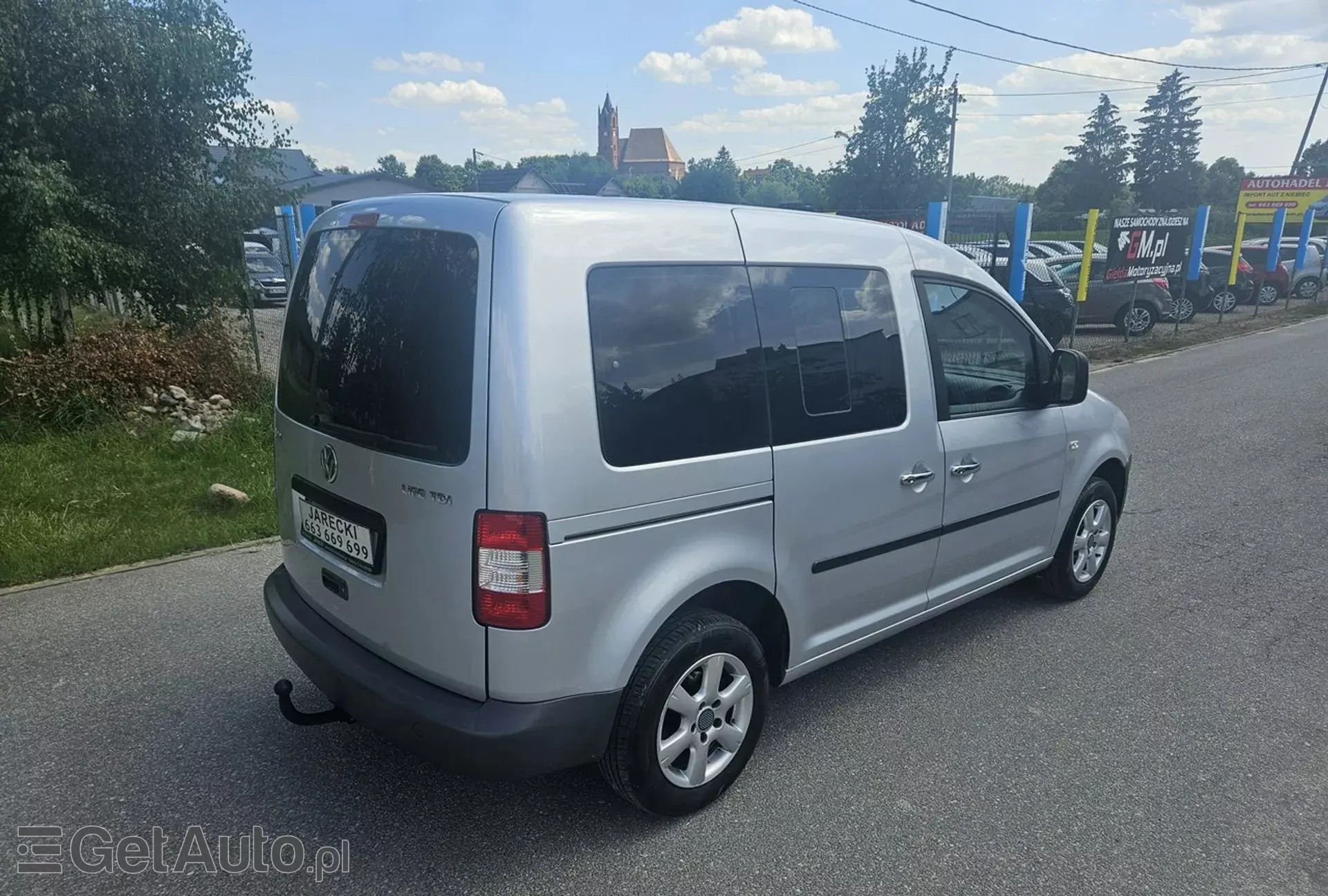 VOLKSWAGEN Caddy 