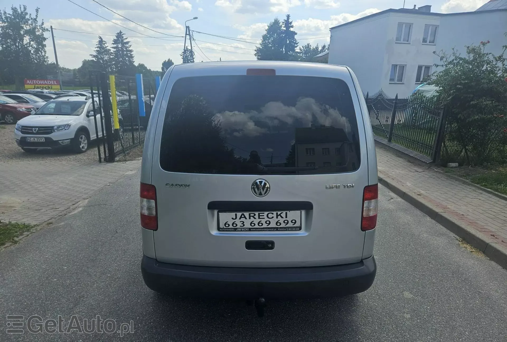 VOLKSWAGEN Caddy 