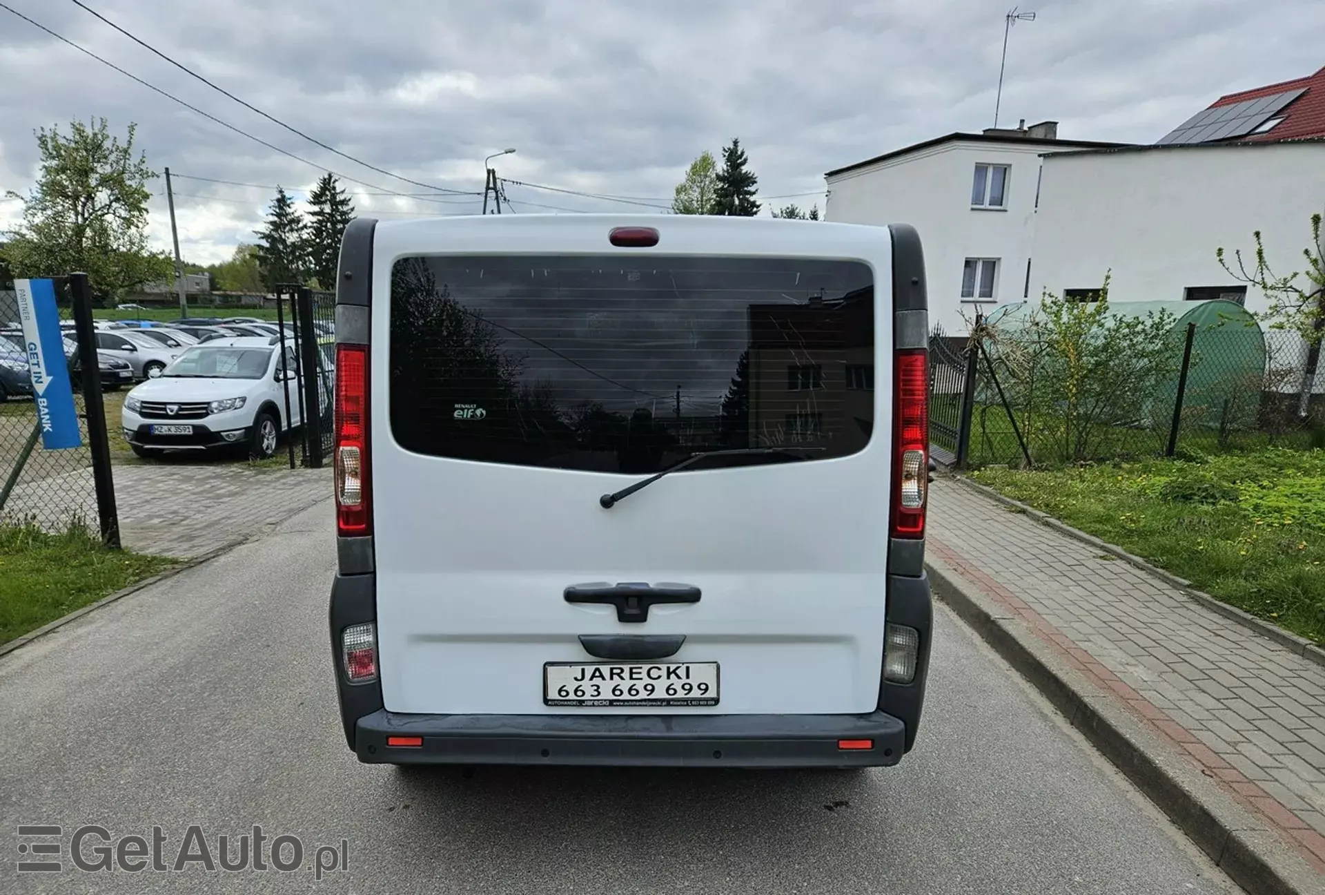 RENAULT Trafic 