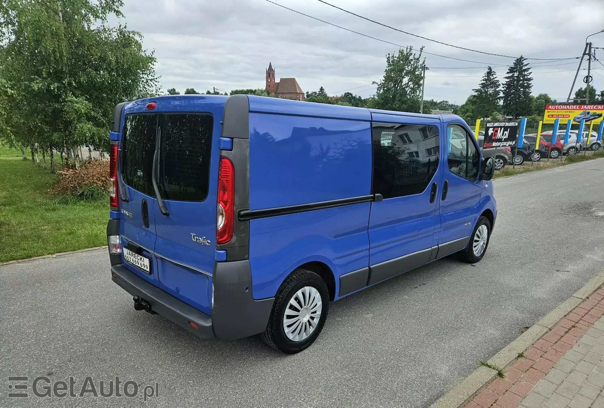 RENAULT Trafic 