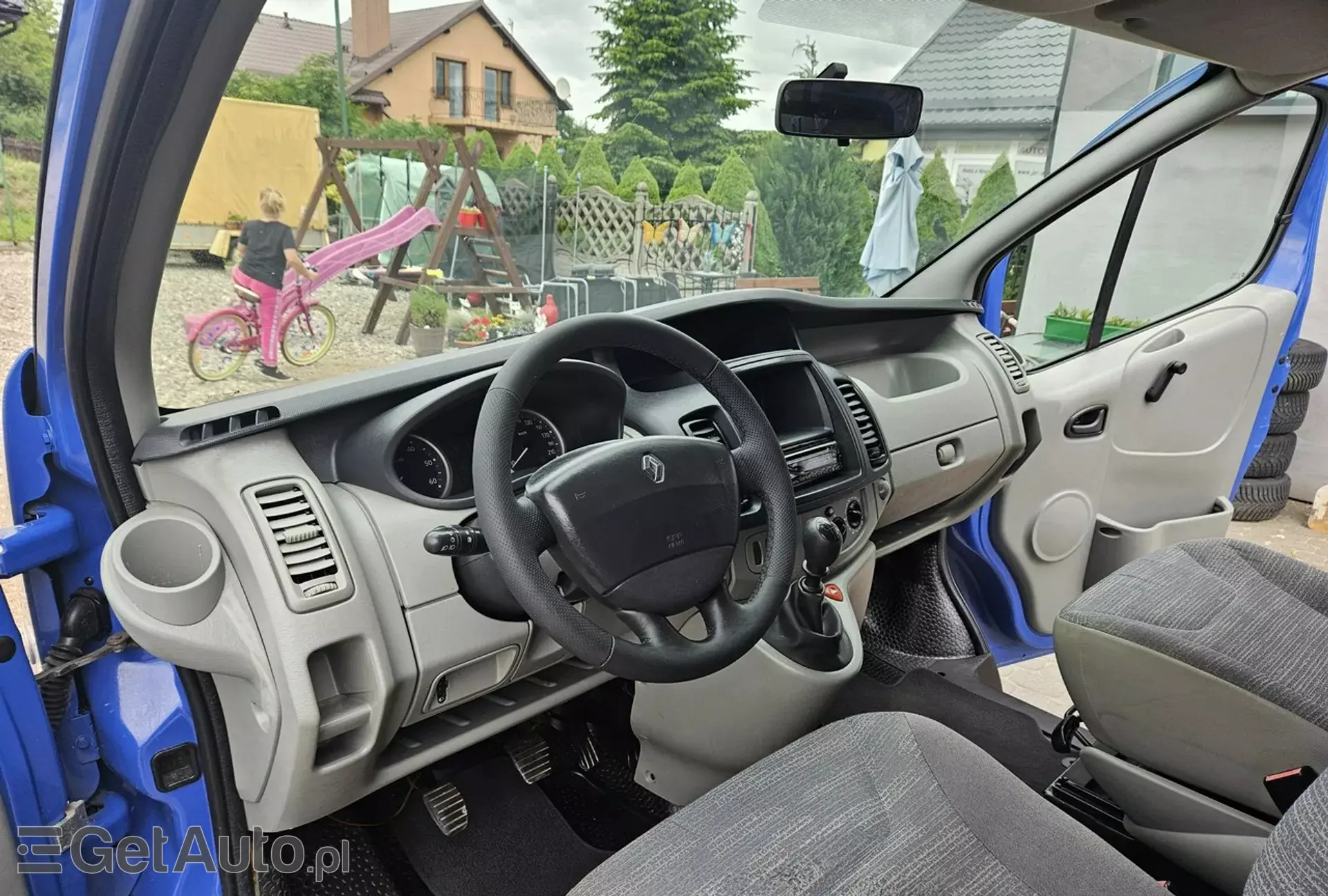 RENAULT Trafic 