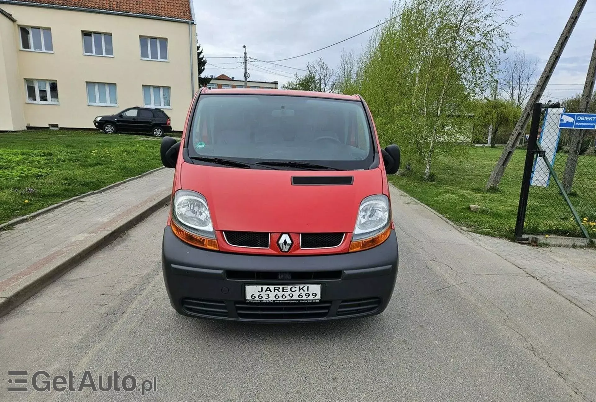 RENAULT Trafic 