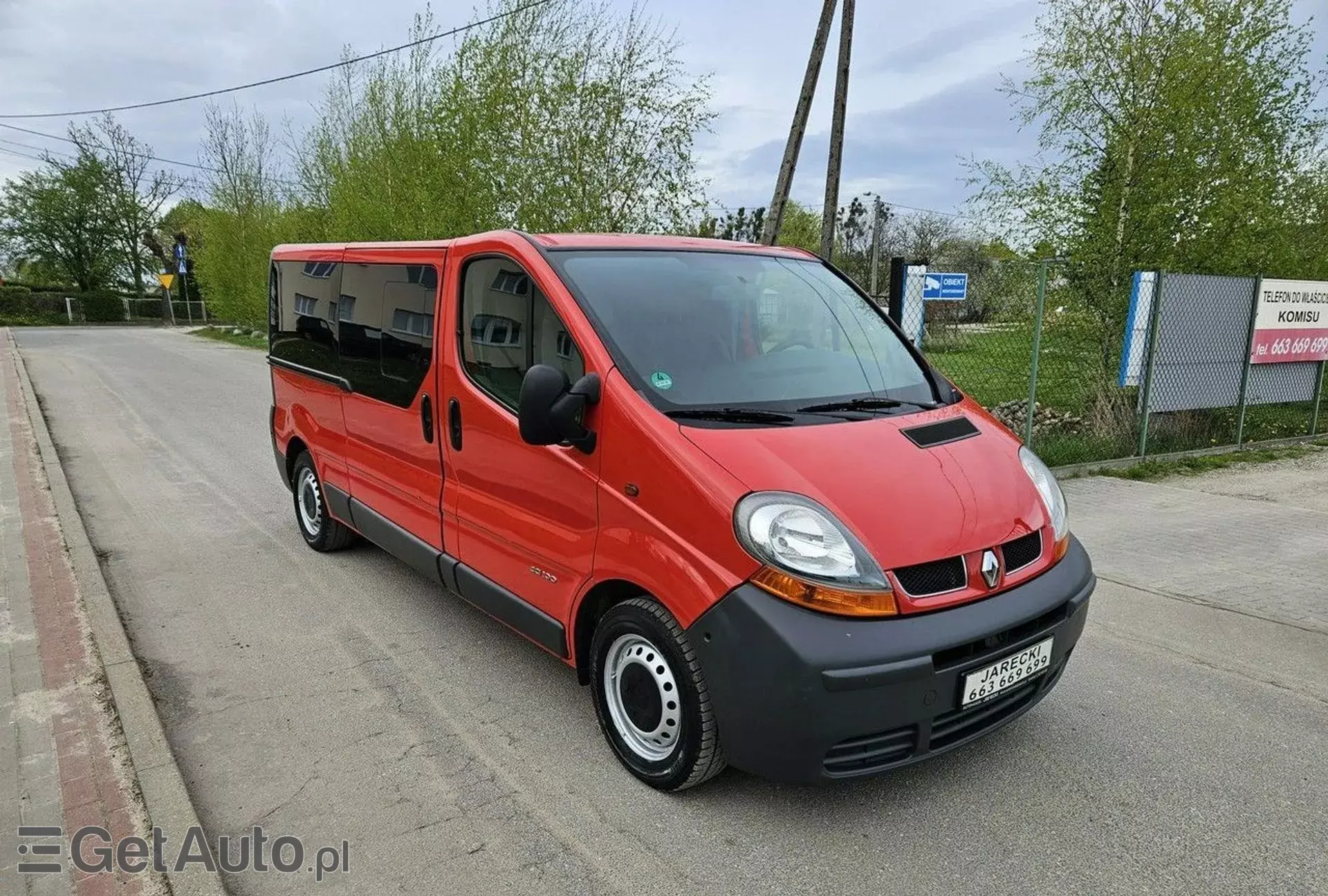 RENAULT Trafic 