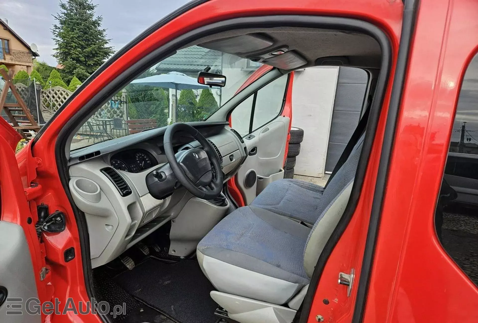 RENAULT Trafic 