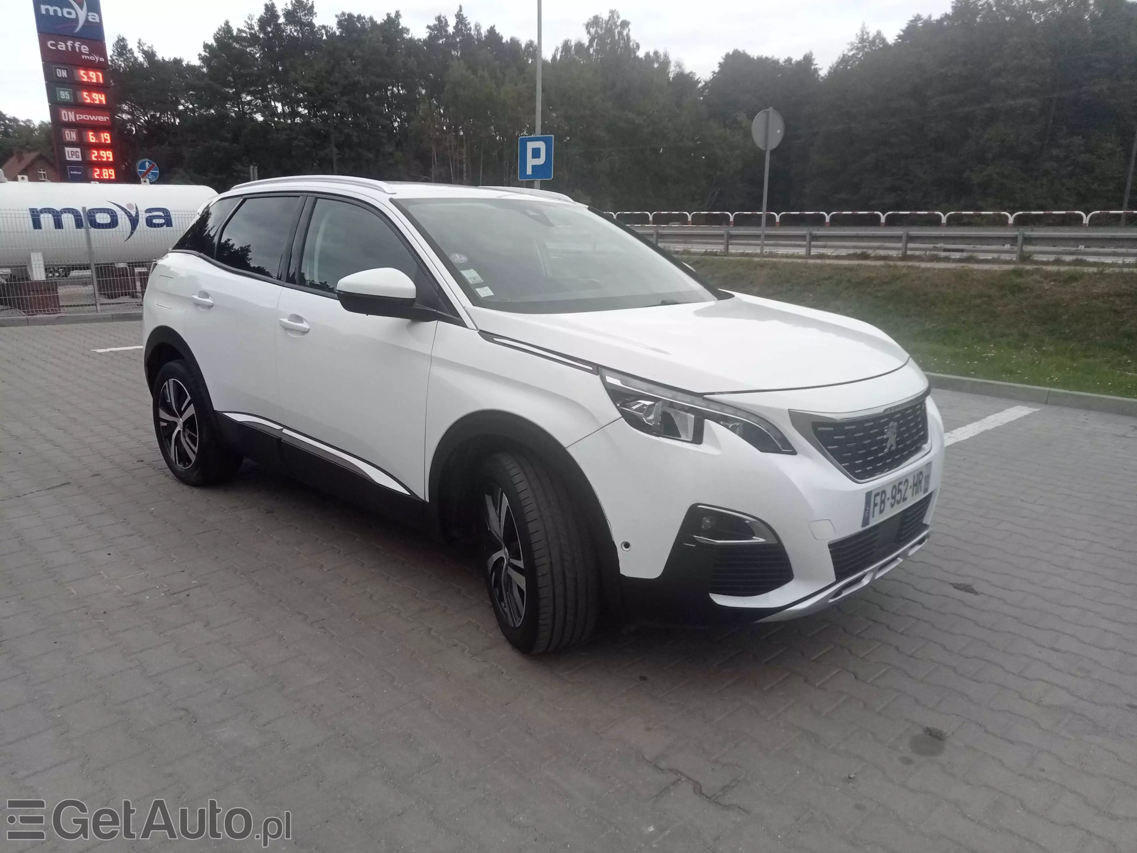 PEUGEOT 3008 