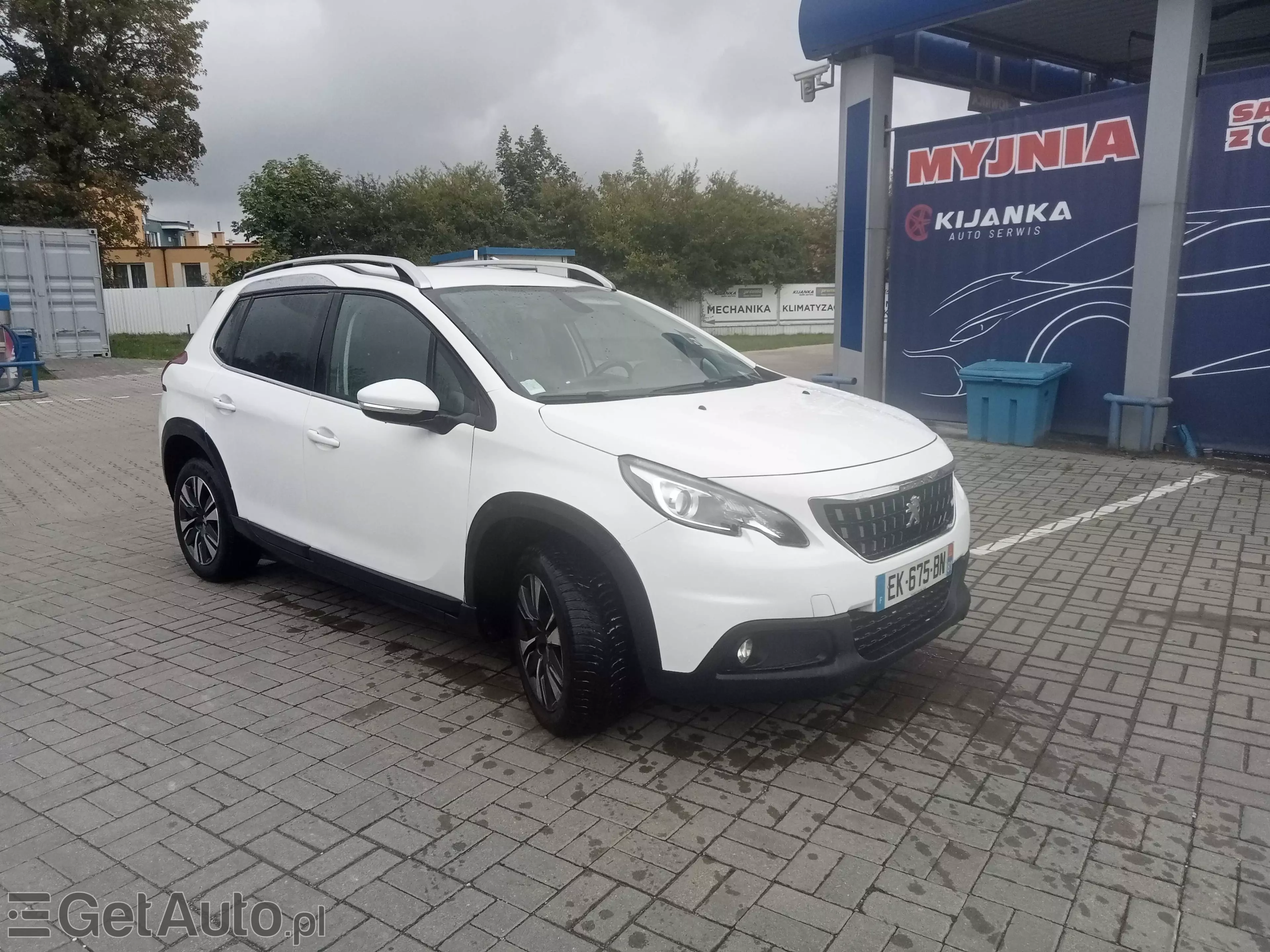 PEUGEOT 2008 