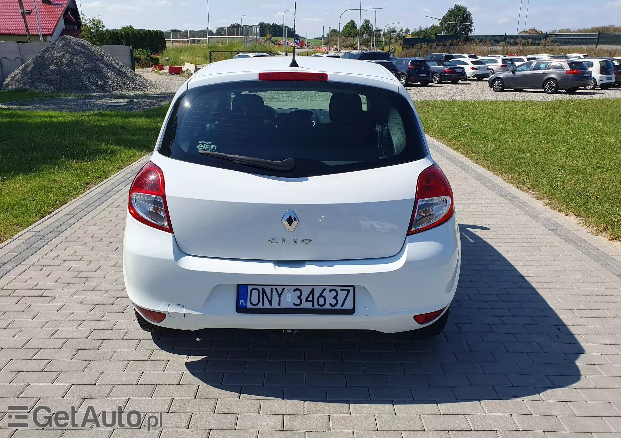 RENAULT Clio 