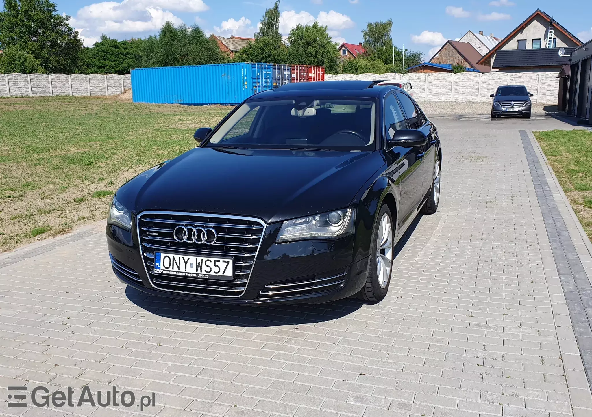 AUDI A8 