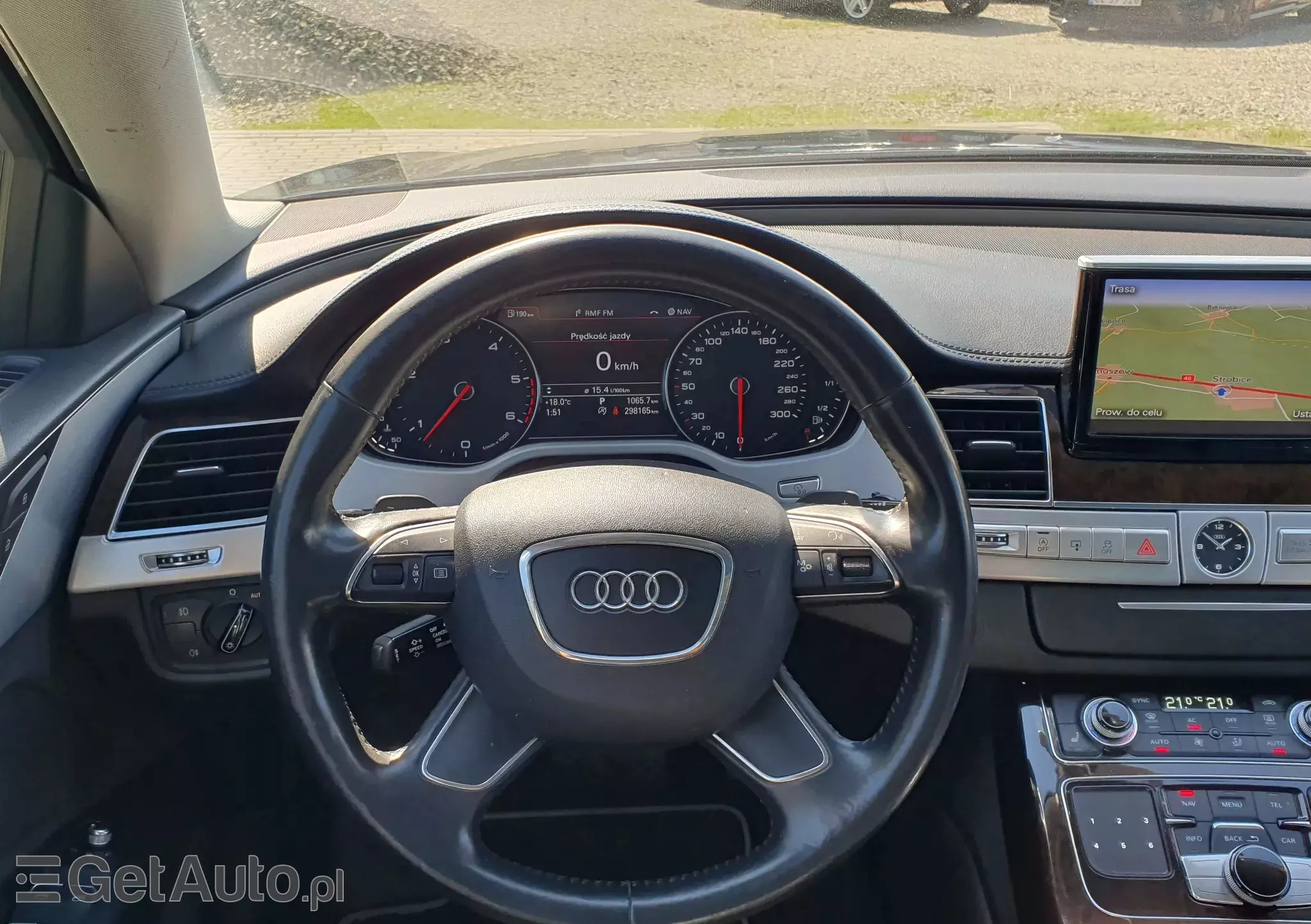 AUDI A8 