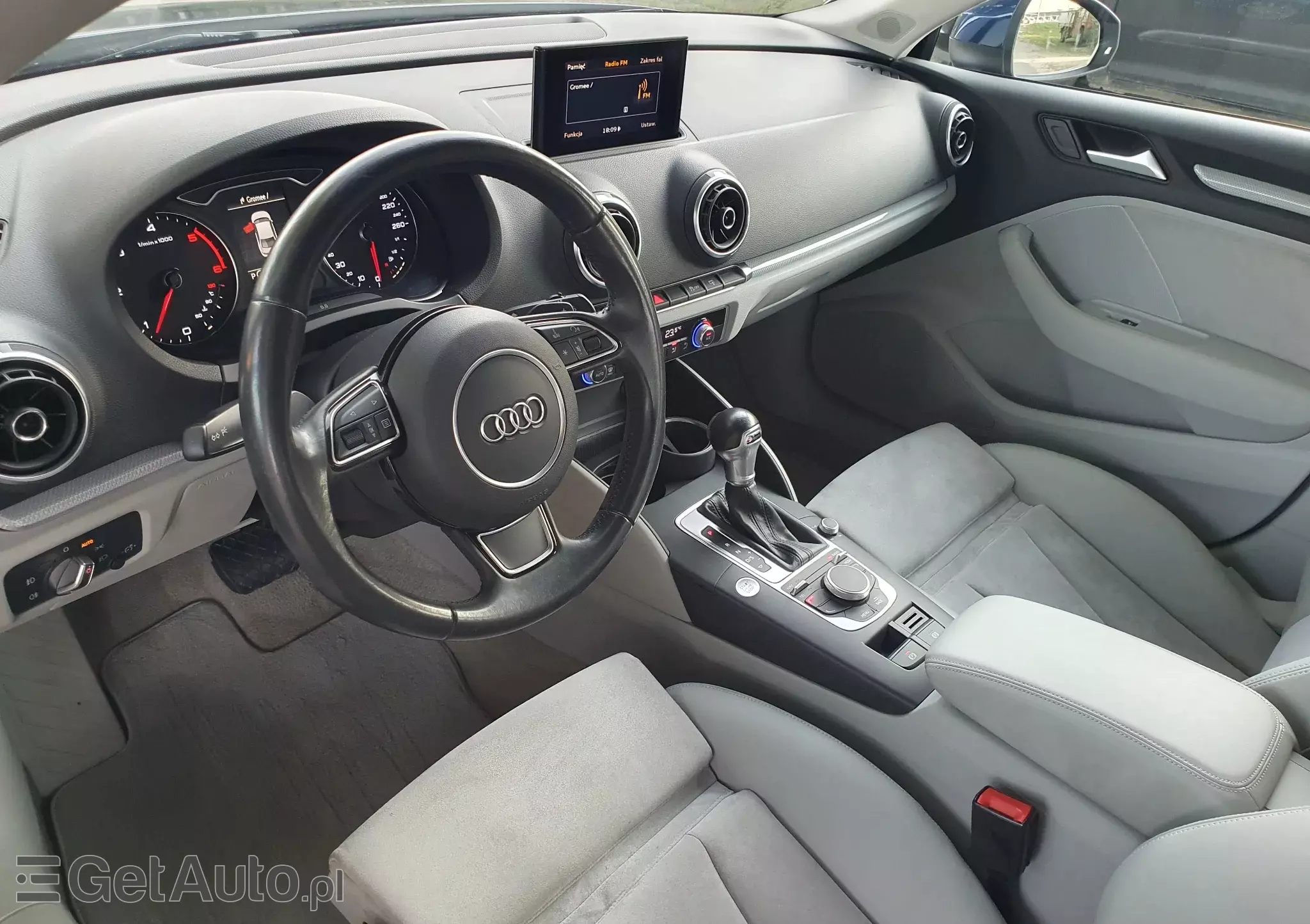 AUDI A3 Attraction S tronic