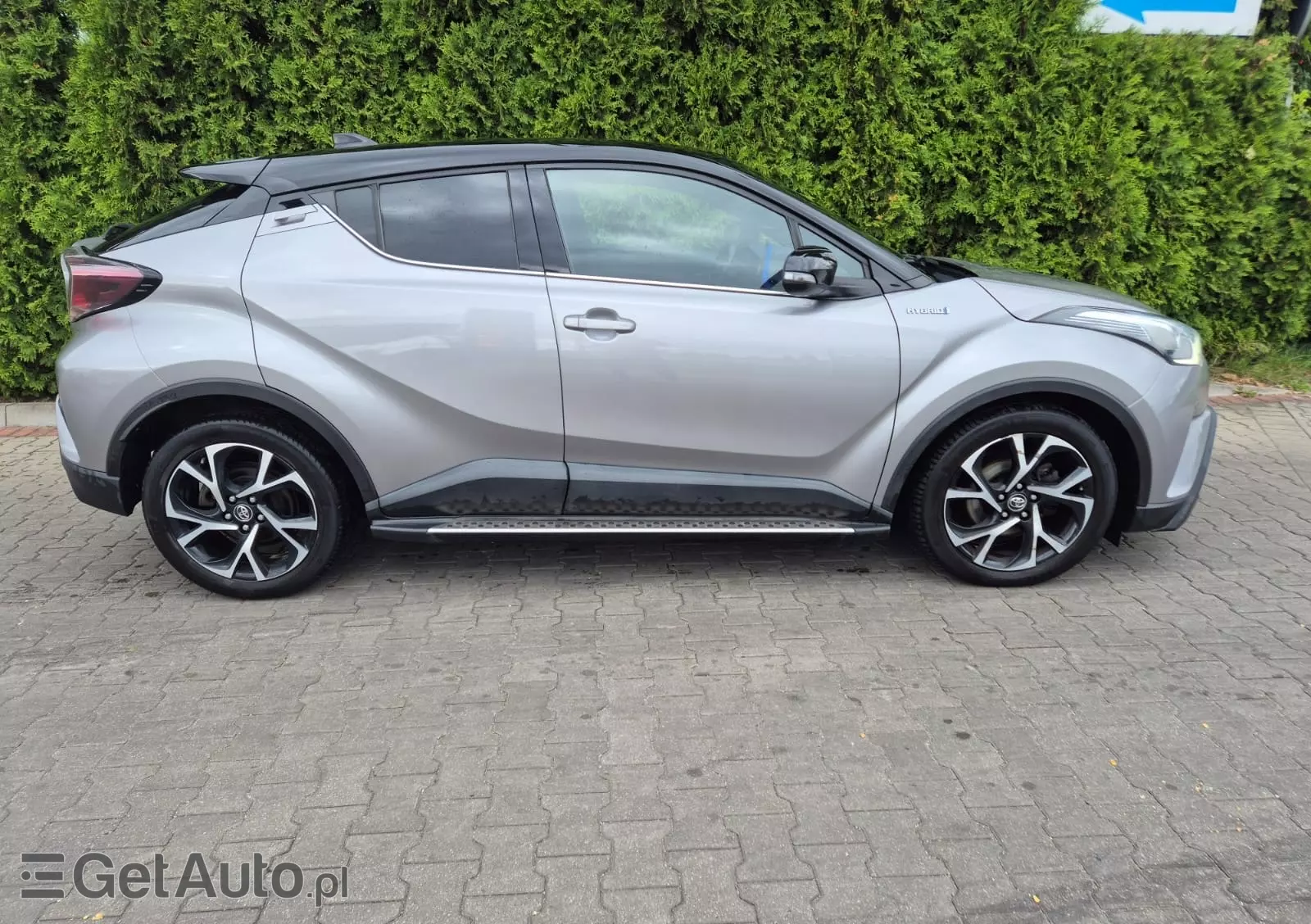 TOYOTA C-HR Premium