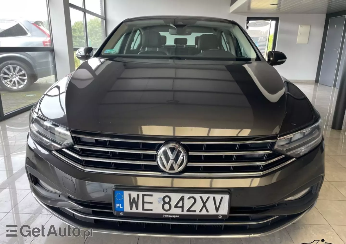 VOLKSWAGEN Passat Elegance