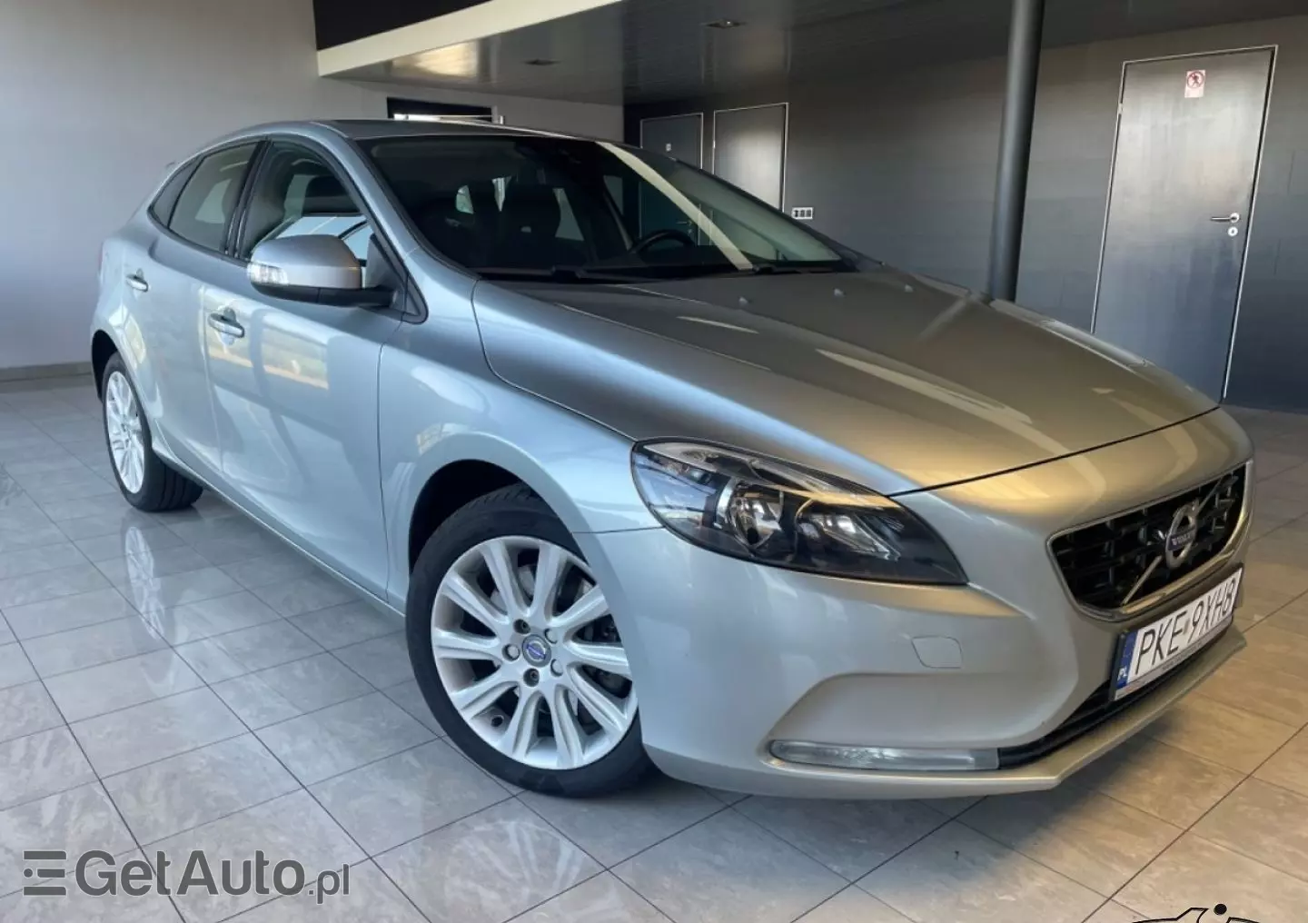 VOLVO V40 Momentum