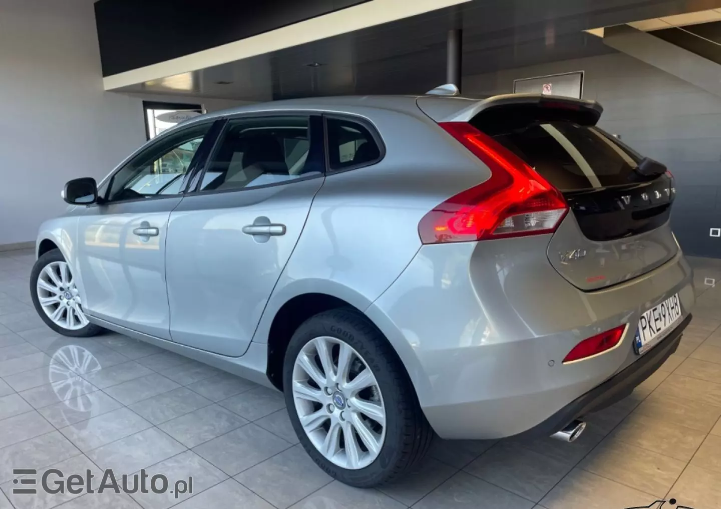 VOLVO V40 Momentum