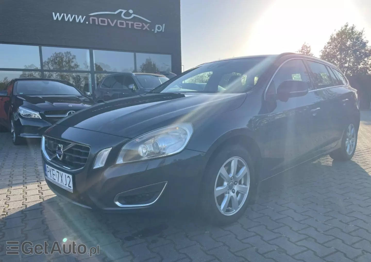 VOLVO V60 Summum