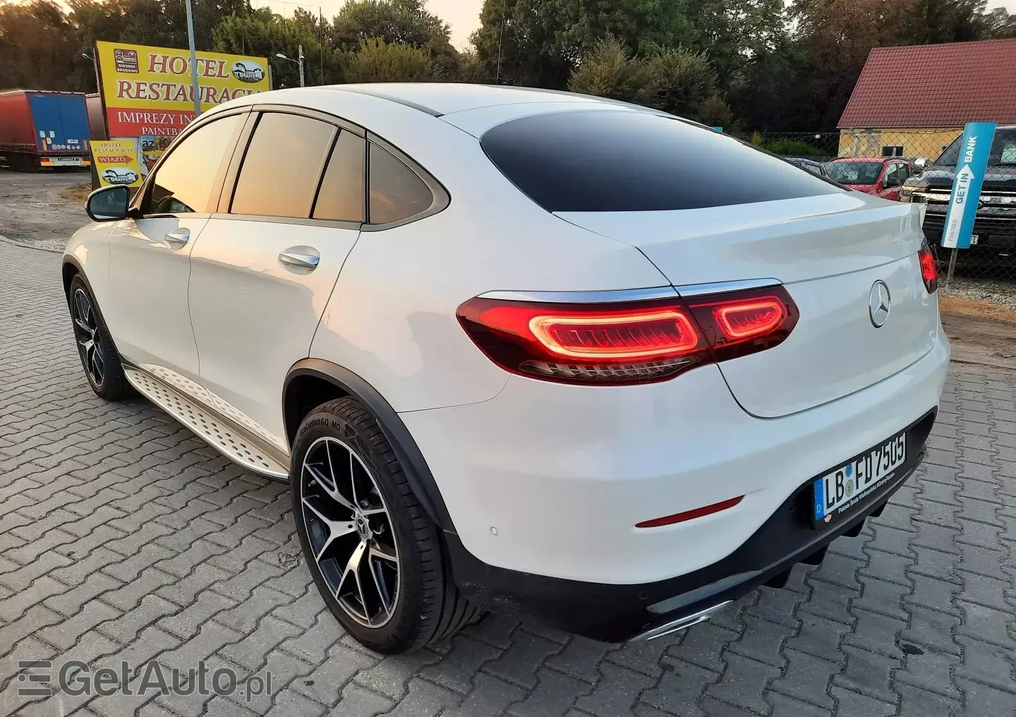 MERCEDES-BENZ GLC 4Matic 9G-TRONIC AMG Line