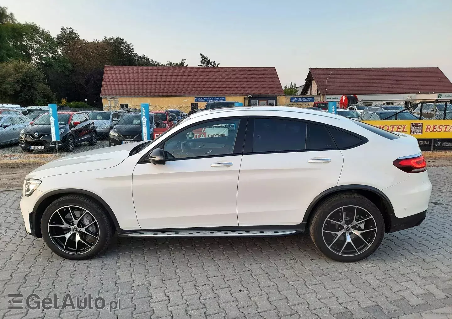 MERCEDES-BENZ GLC 4Matic 9G-TRONIC AMG Line