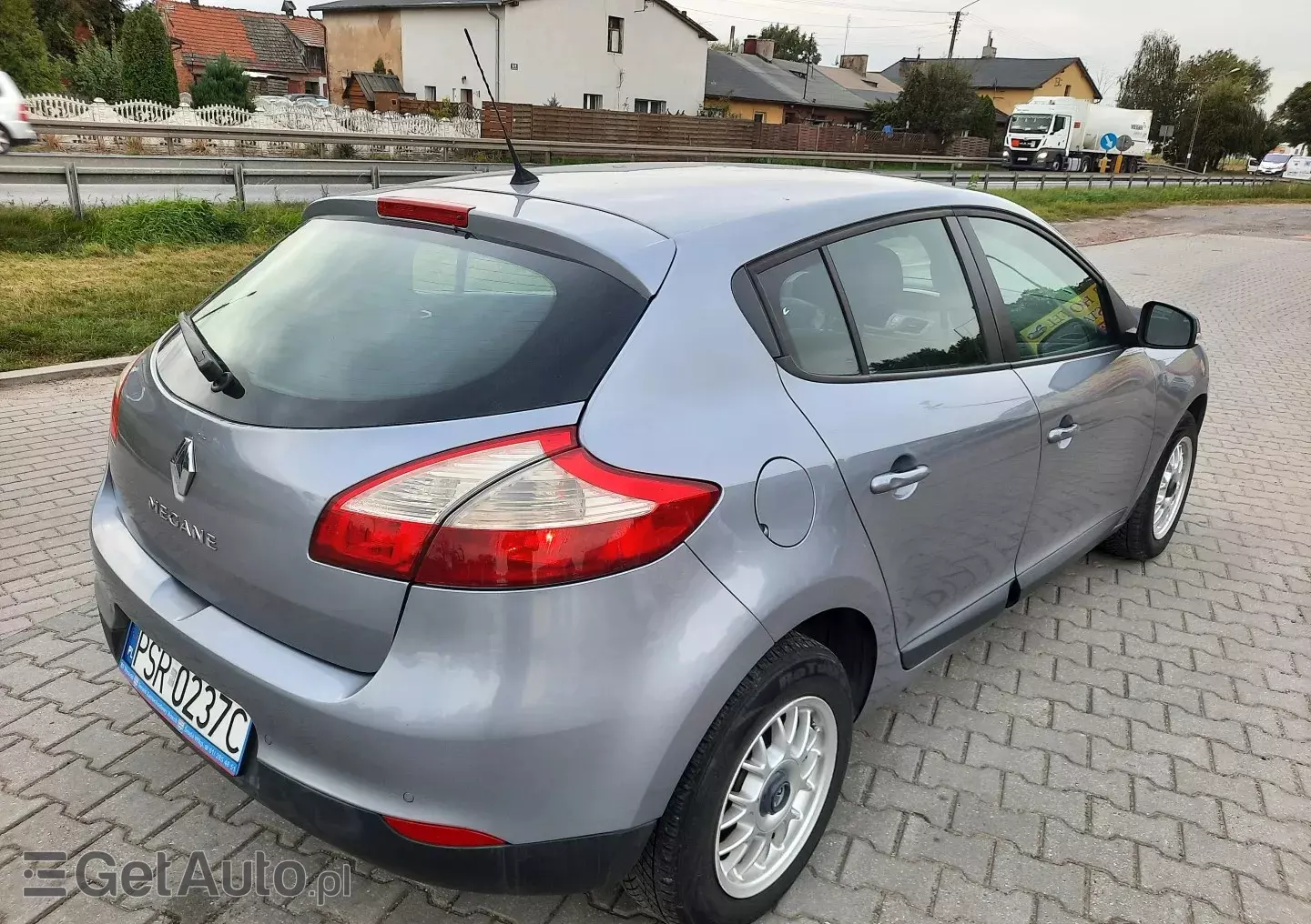 RENAULT Megane 