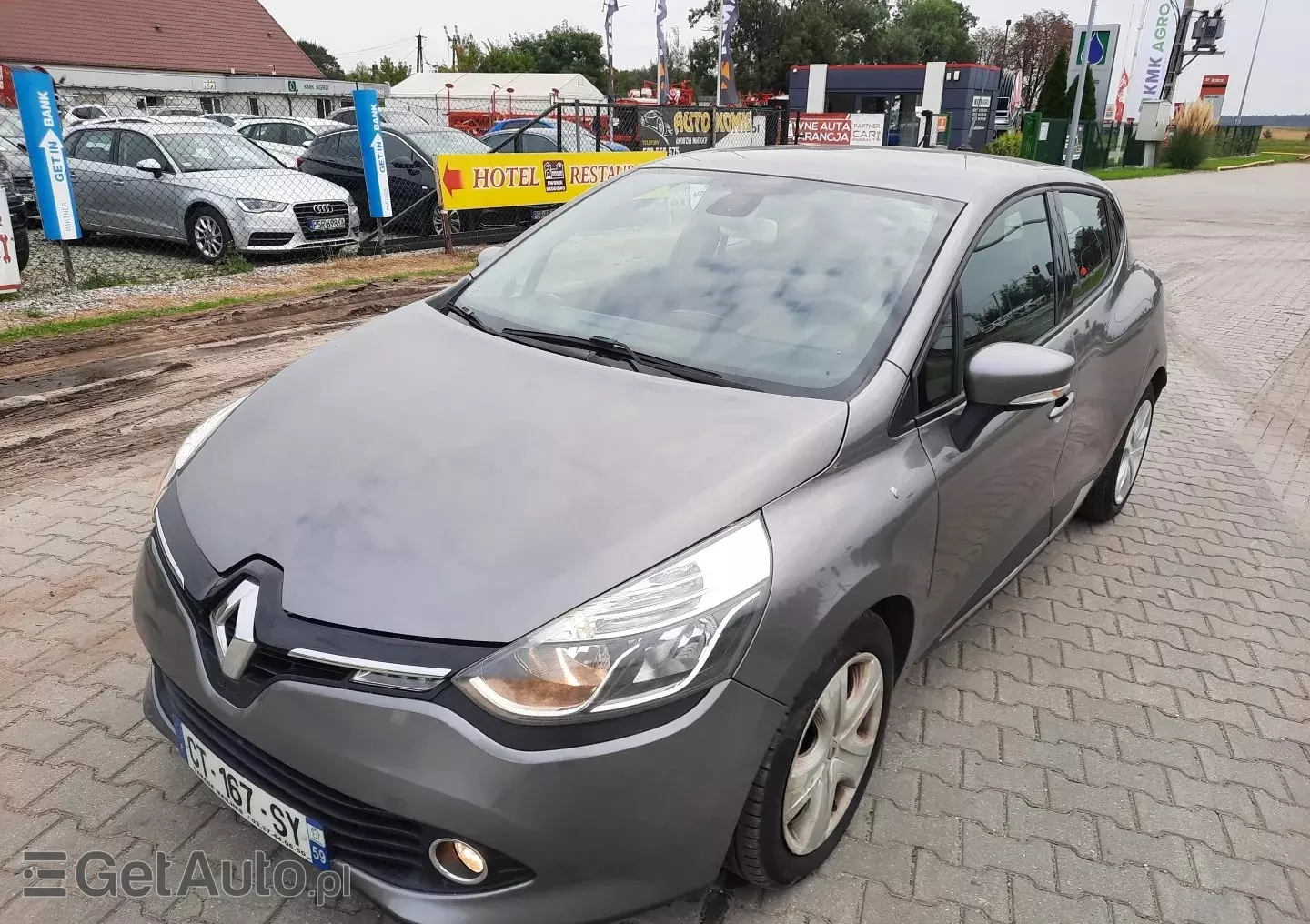 RENAULT Clio 