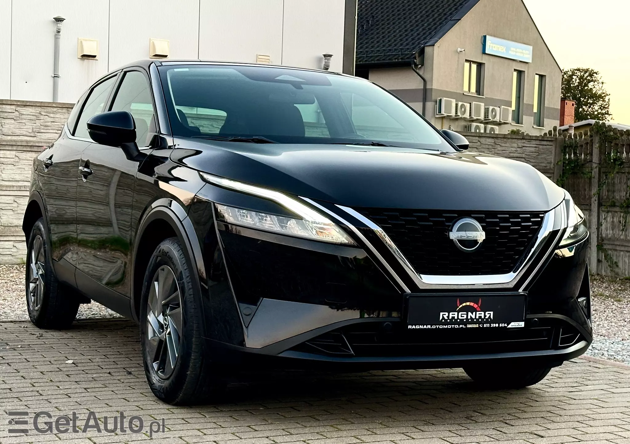 NISSAN Qashqai N-Connecta Xtronic