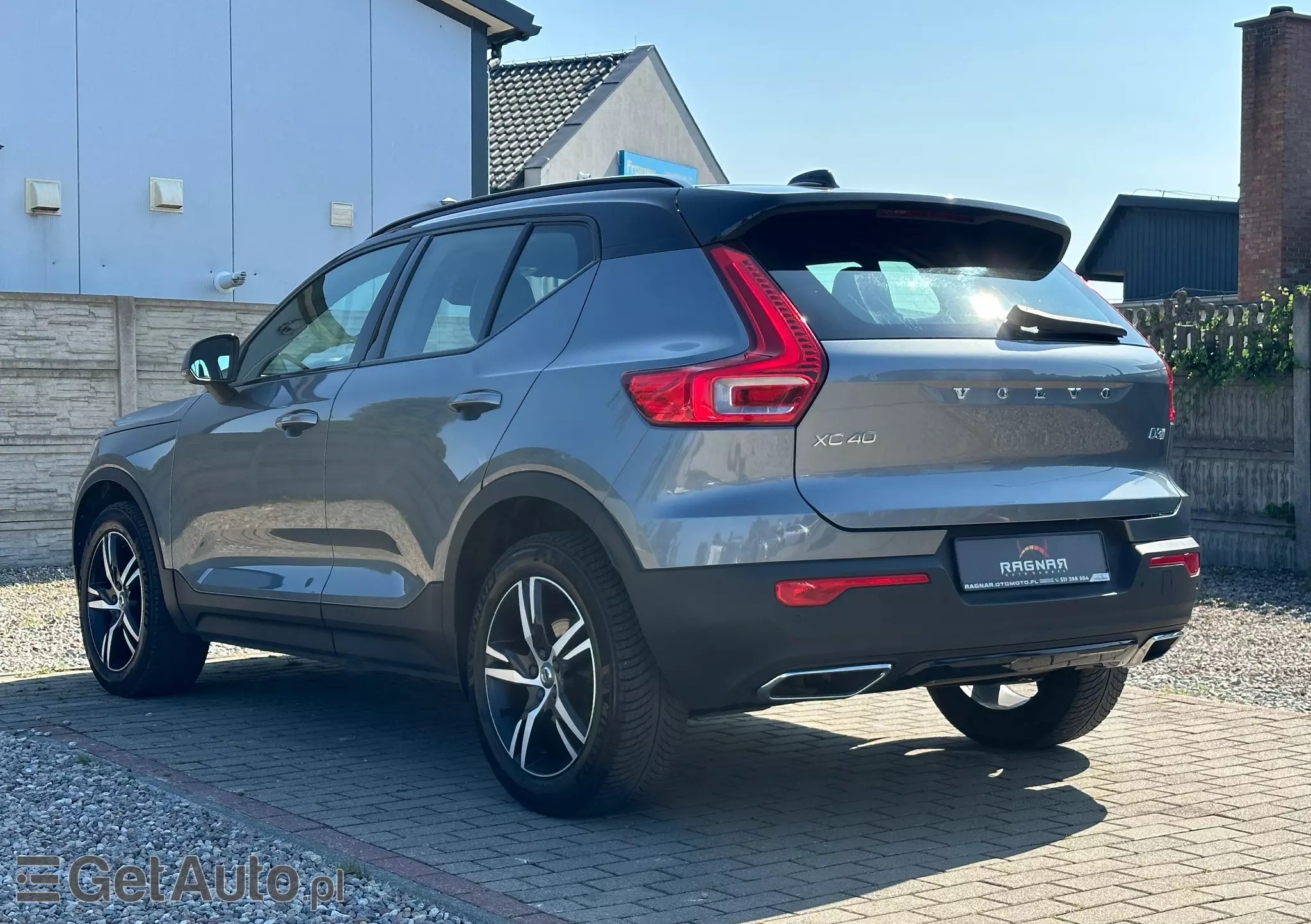 VOLVO XC40 D3 R-Design