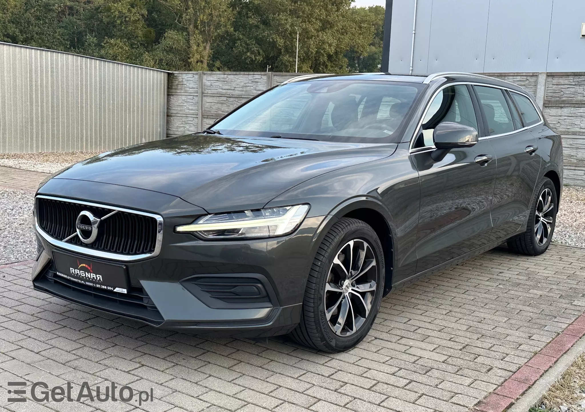 VOLVO V60 Momentum Getr