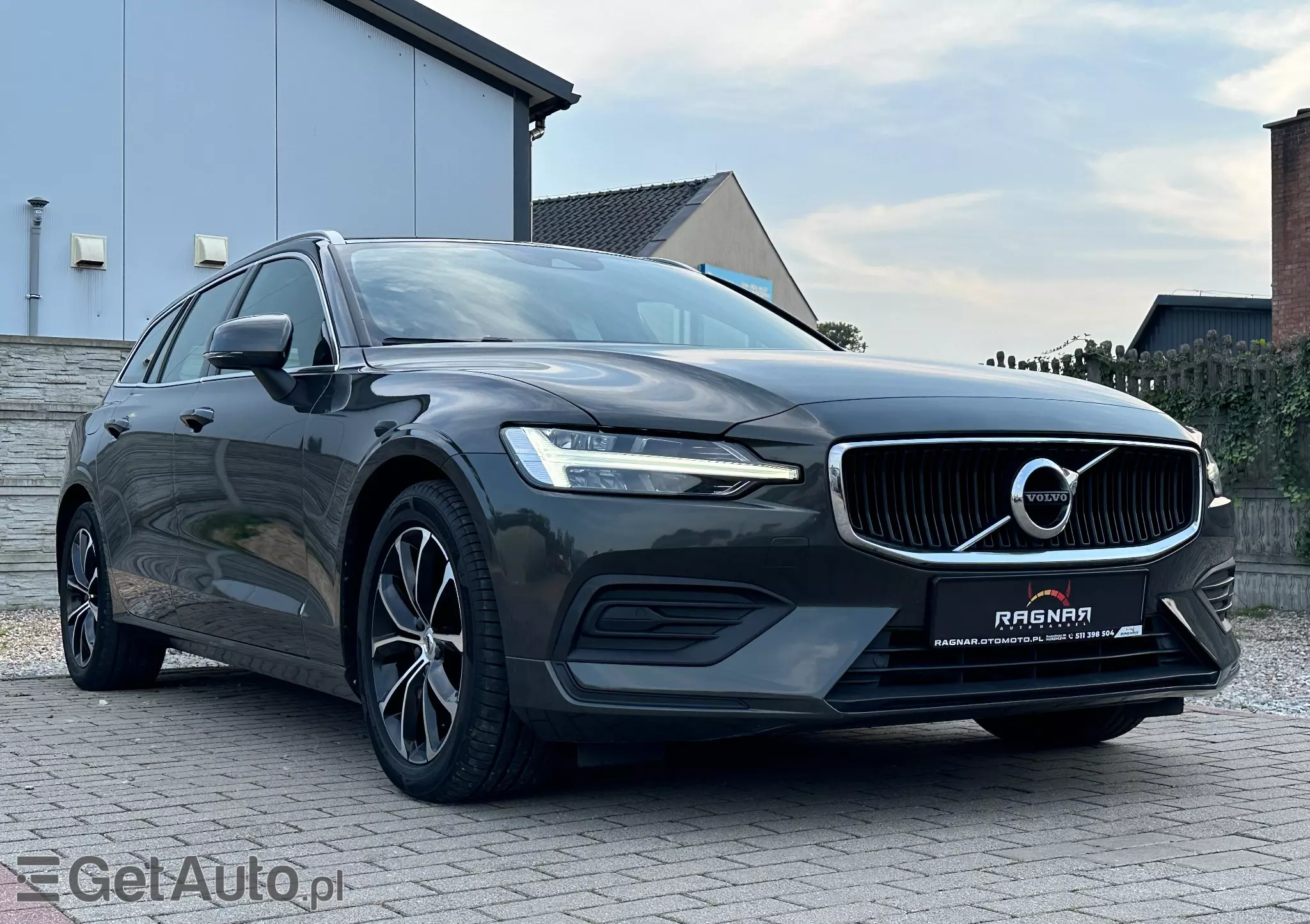 VOLVO V60 Momentum Getr