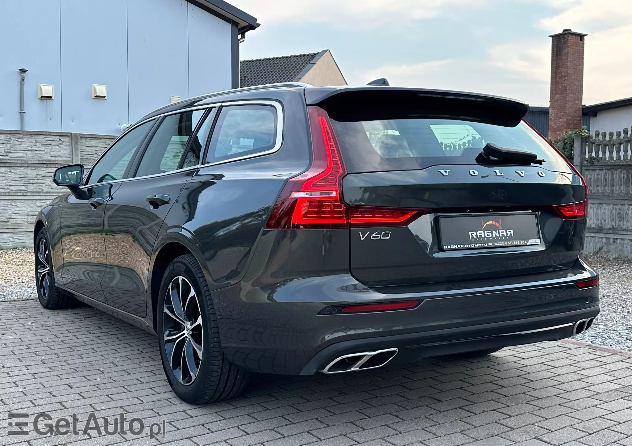 VOLVO V60 Momentum Getr