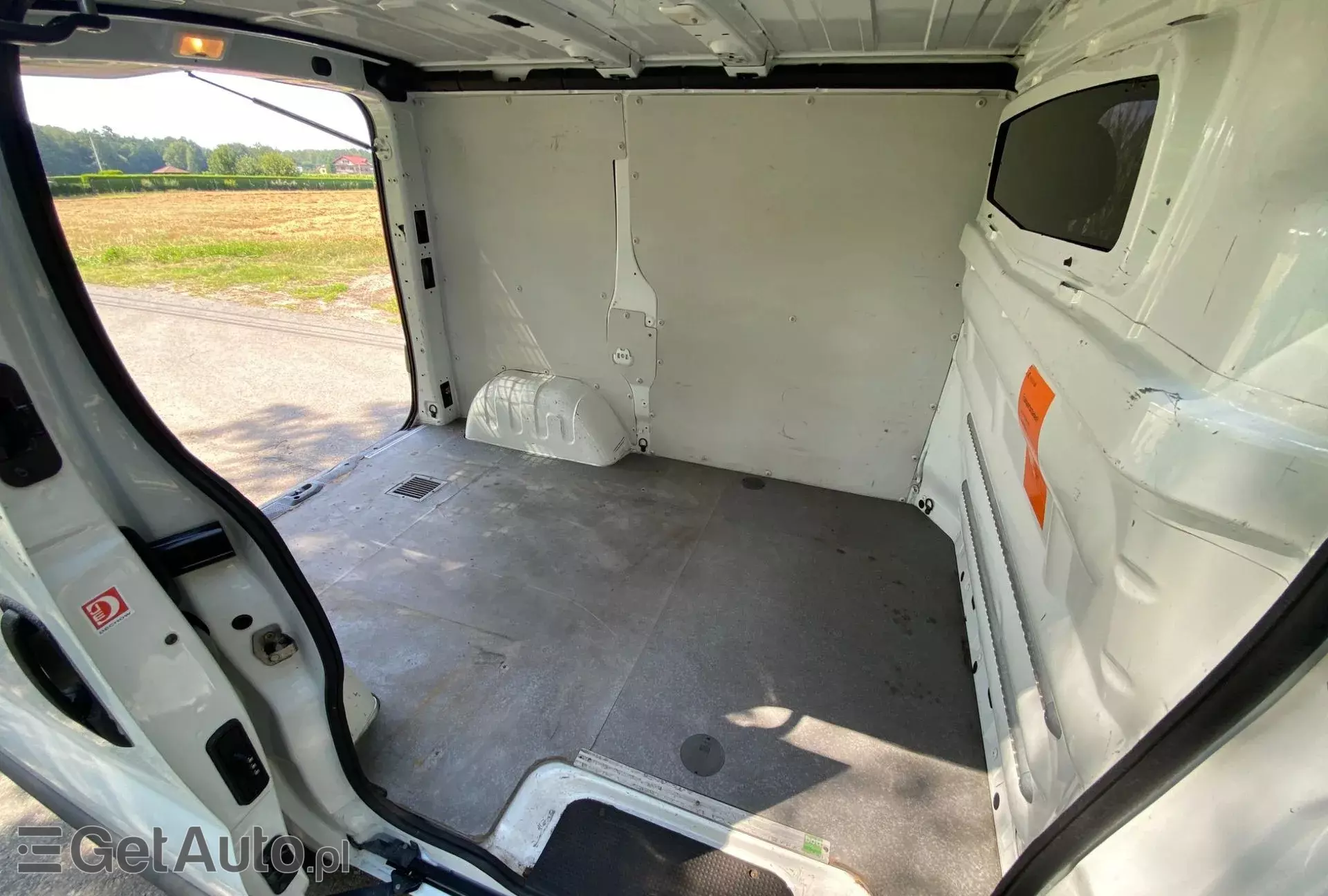 RENAULT Trafic L1H1