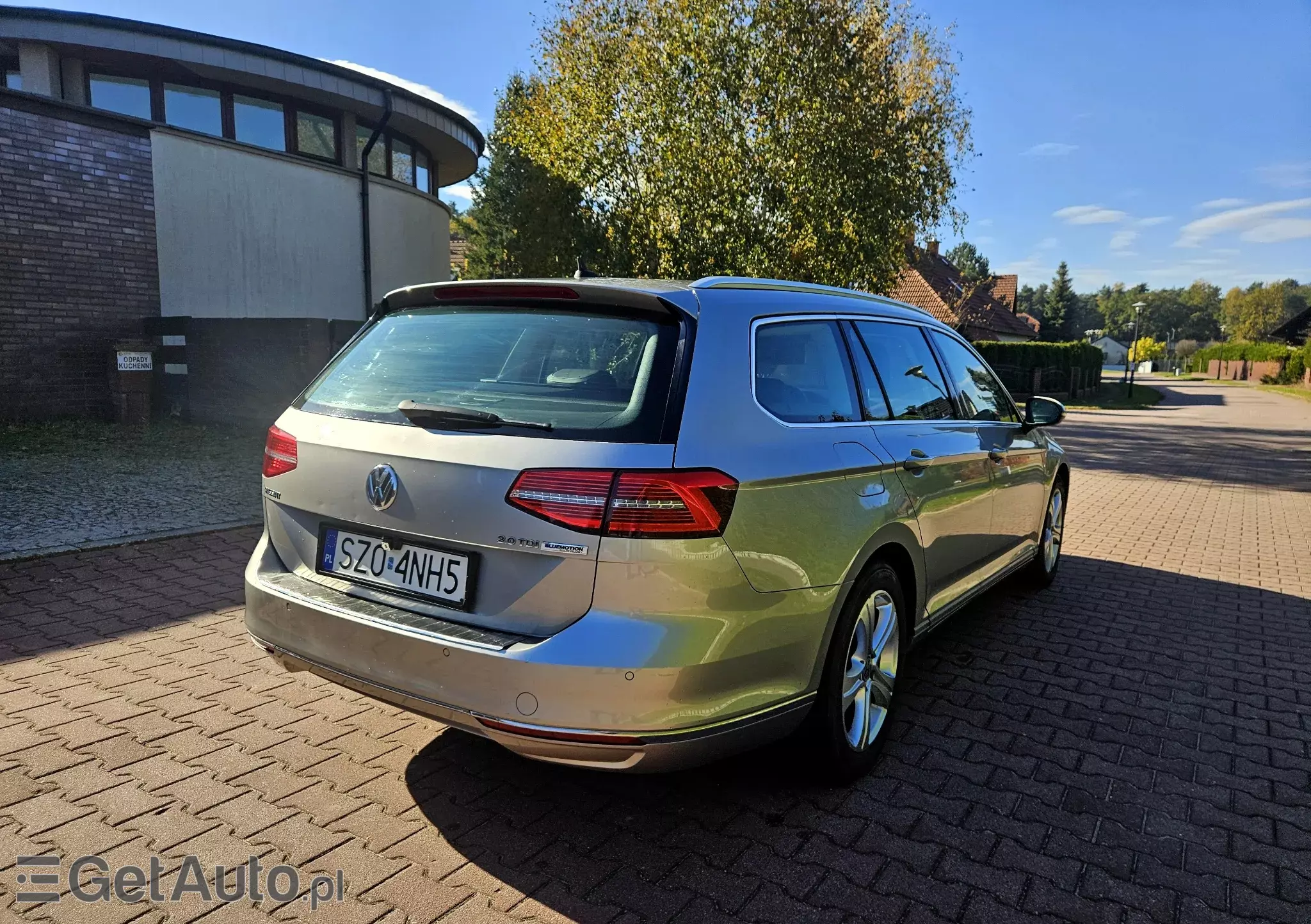 VOLKSWAGEN Passat Highline DSG