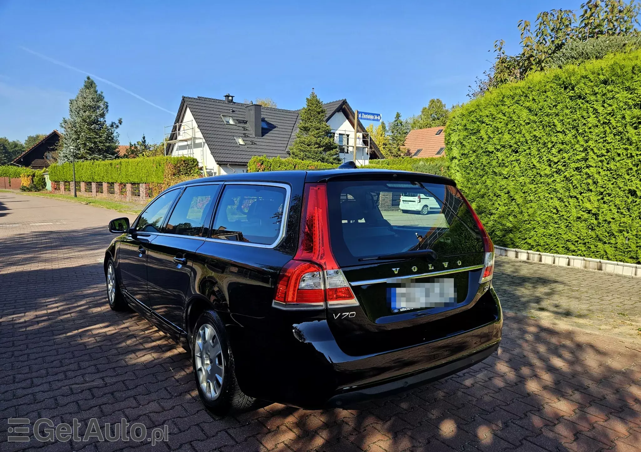 VOLVO V70 