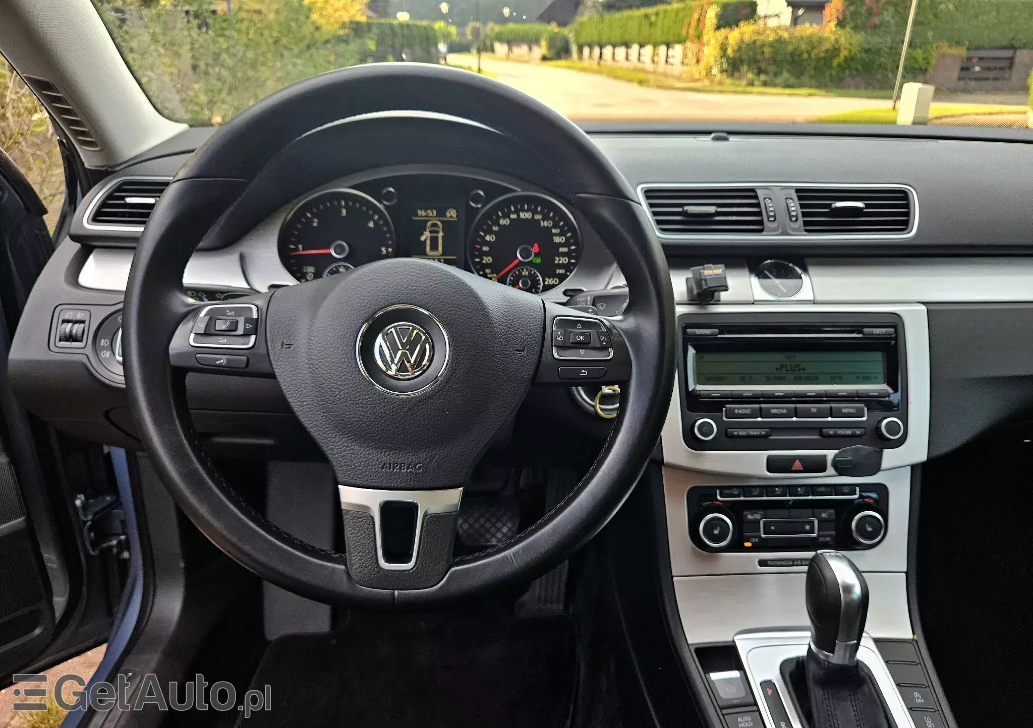 VOLKSWAGEN Passat Highline DSG