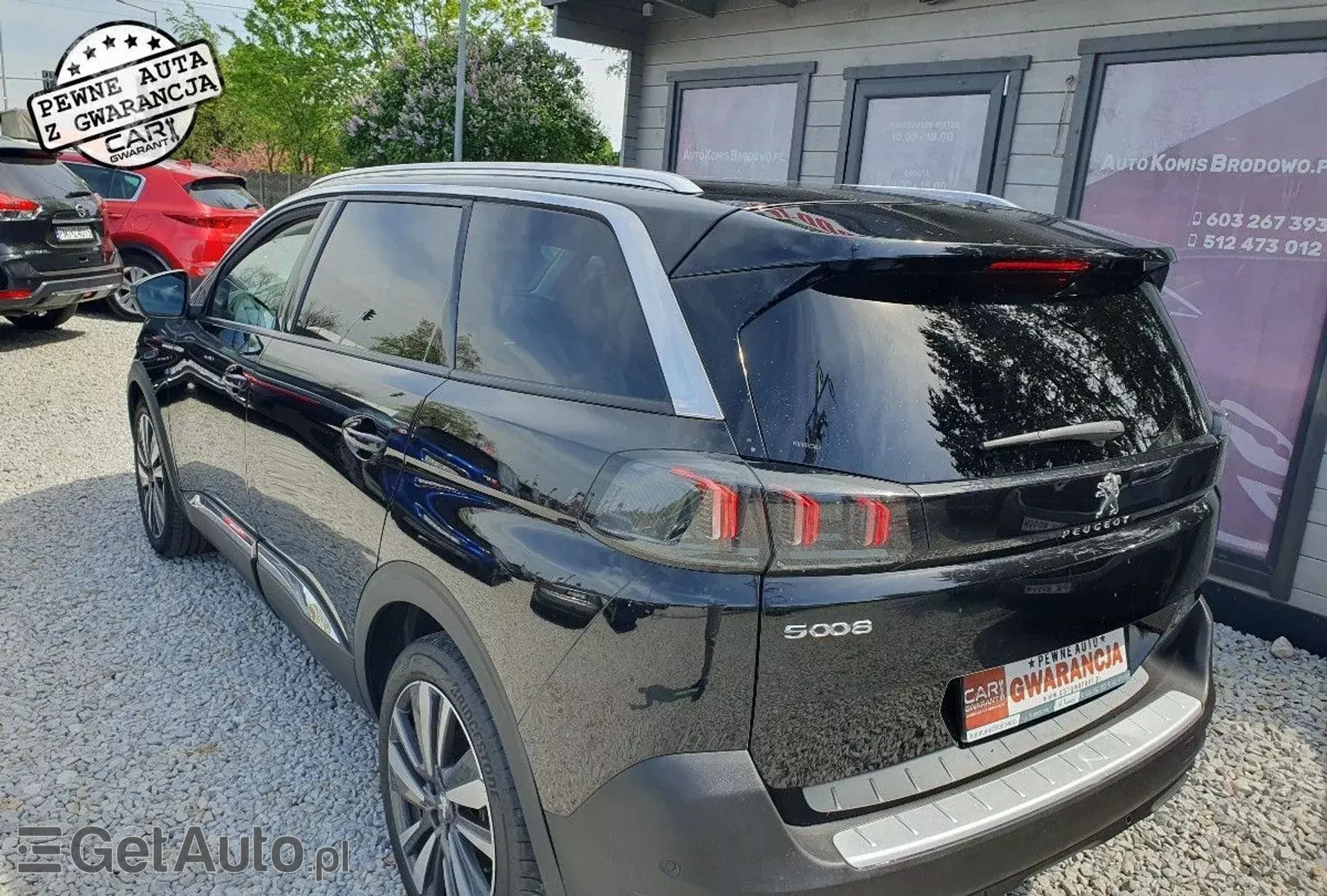 PEUGEOT 5008 