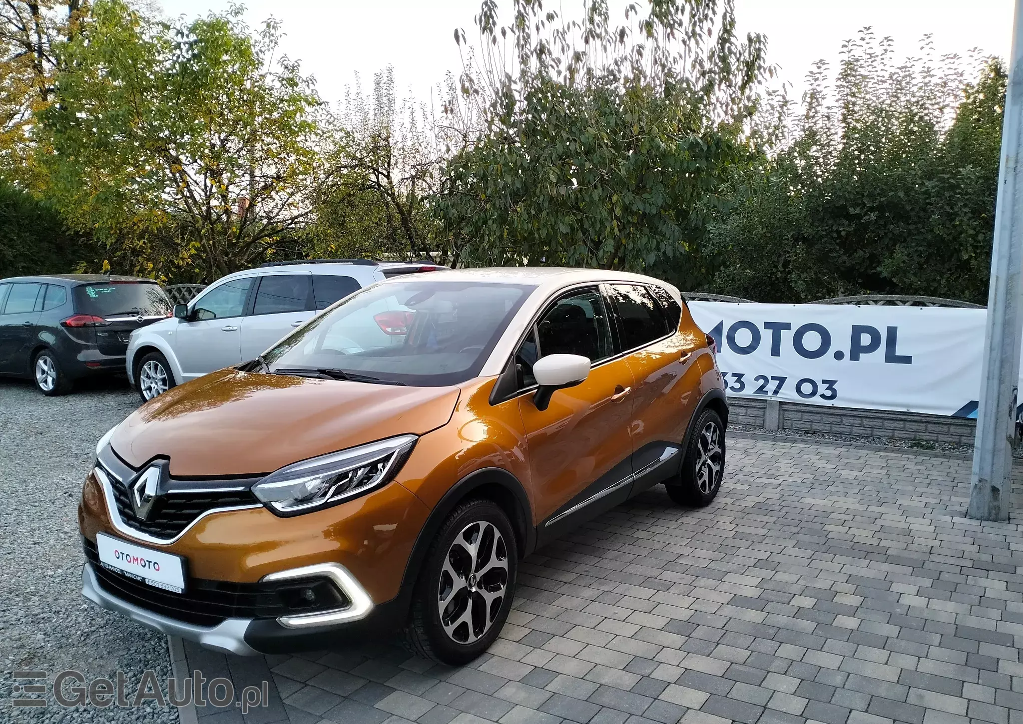 RENAULT Captur Initiale Paris