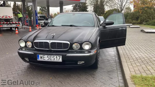 JAGUAR XJ Sport