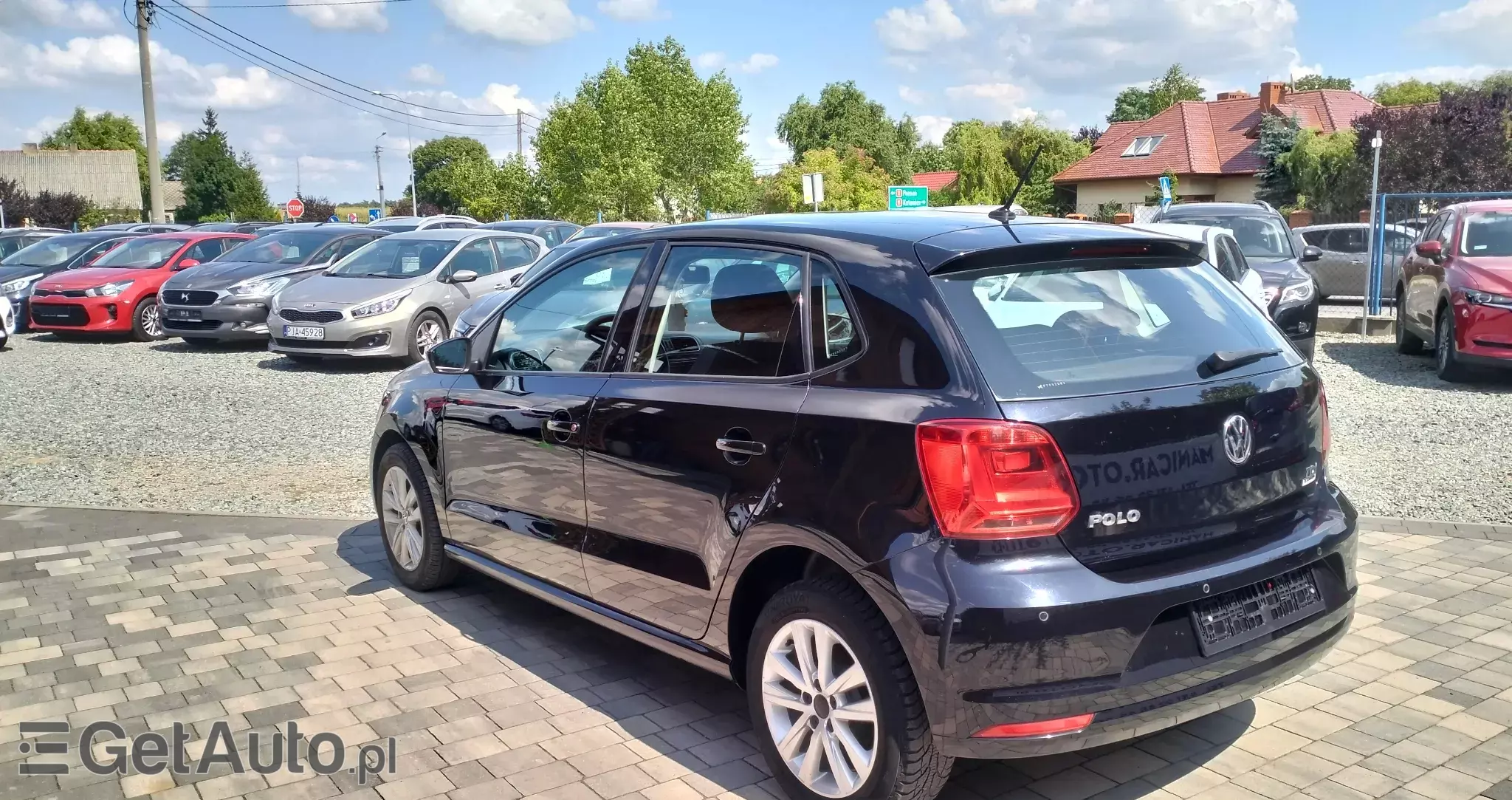 VOLKSWAGEN Polo Comfortline