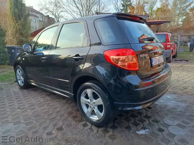 SUZUKI SX4 