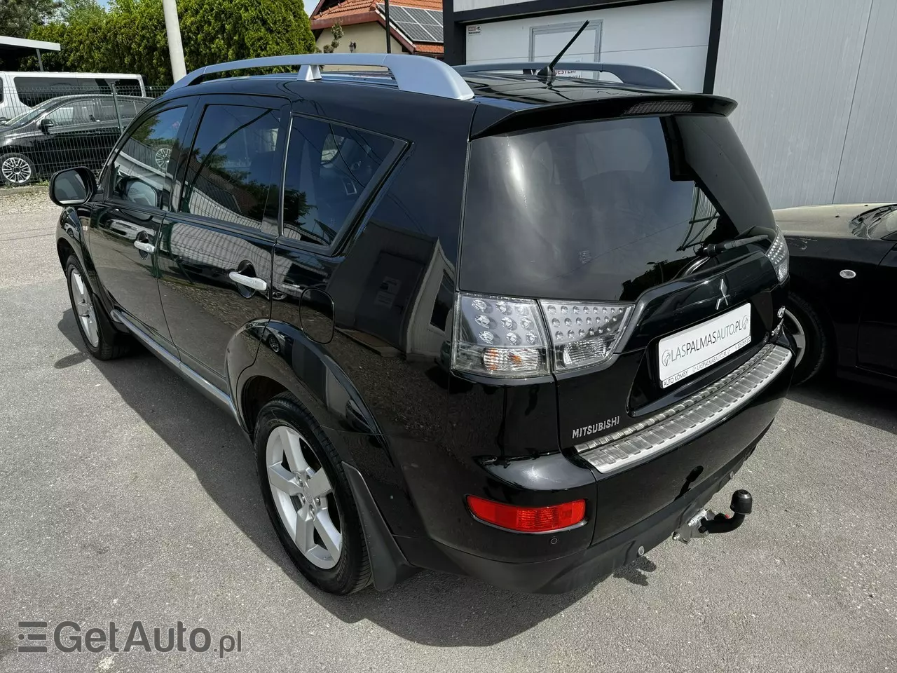 MITSUBISHI Outlander Instyle 4WD CVT