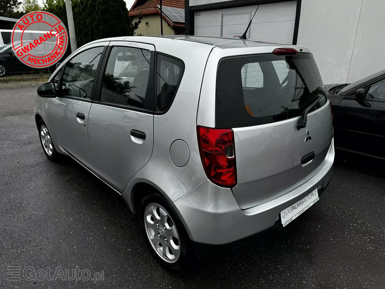 MITSUBISHI Colt 