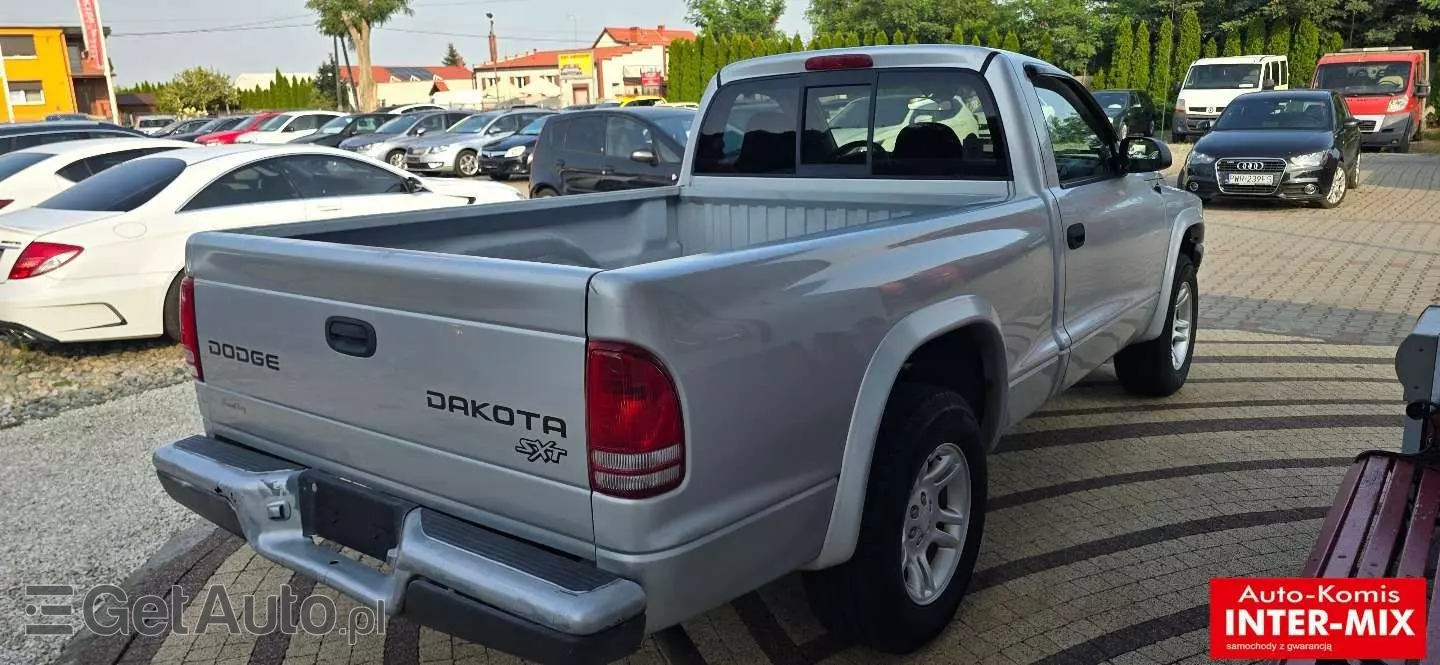 DODGE Dakota 