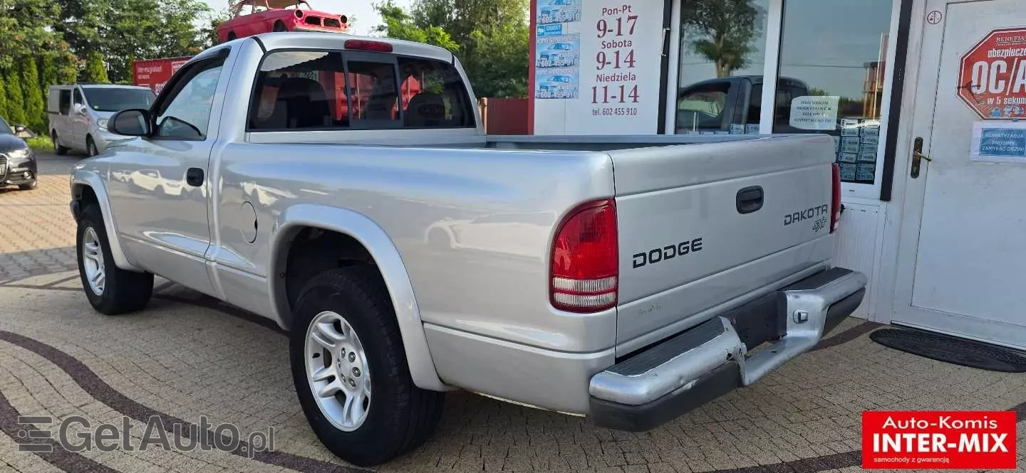 DODGE Dakota 