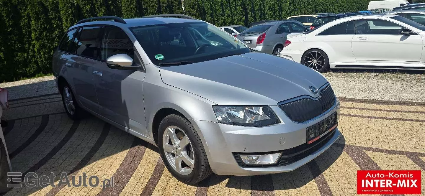 SKODA Octavia 