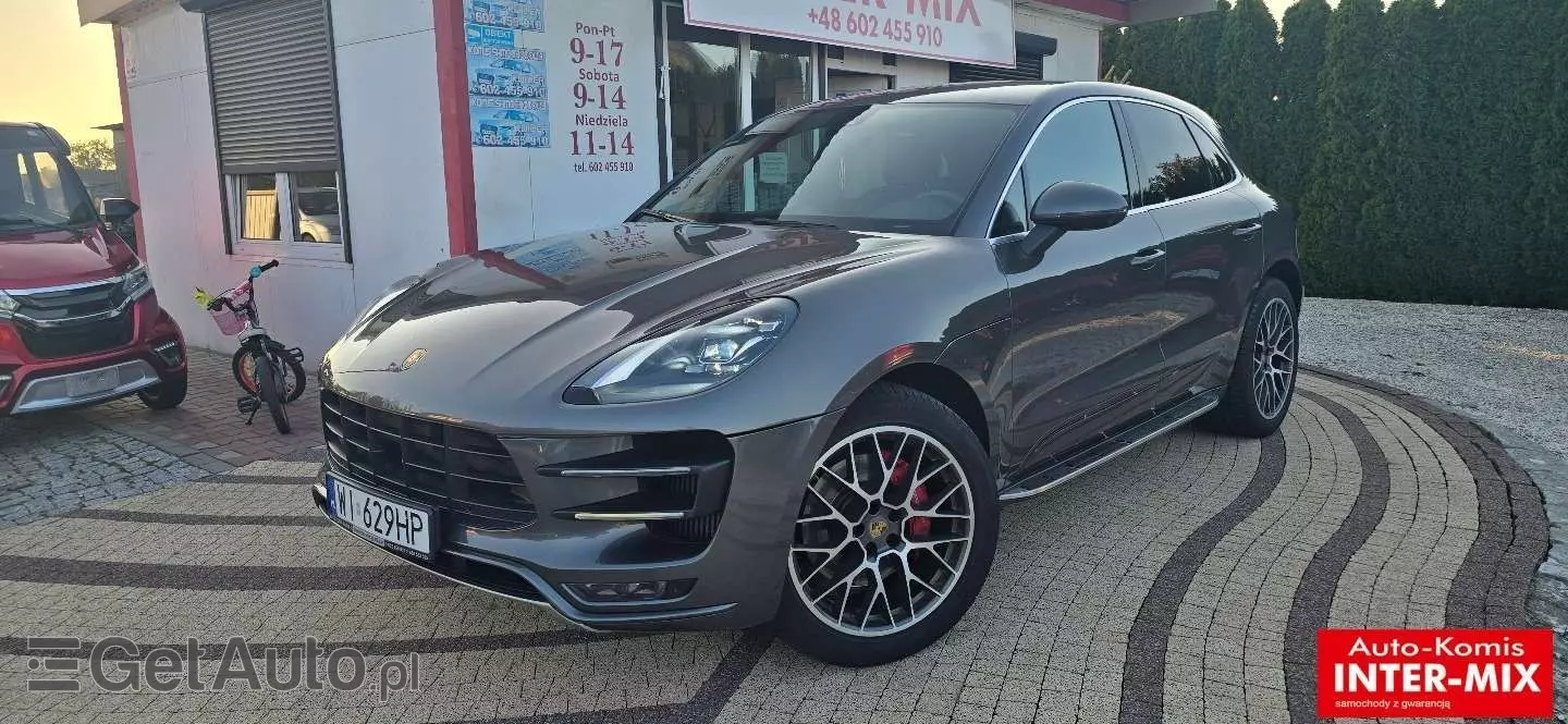 PORSCHE Macan Turbo