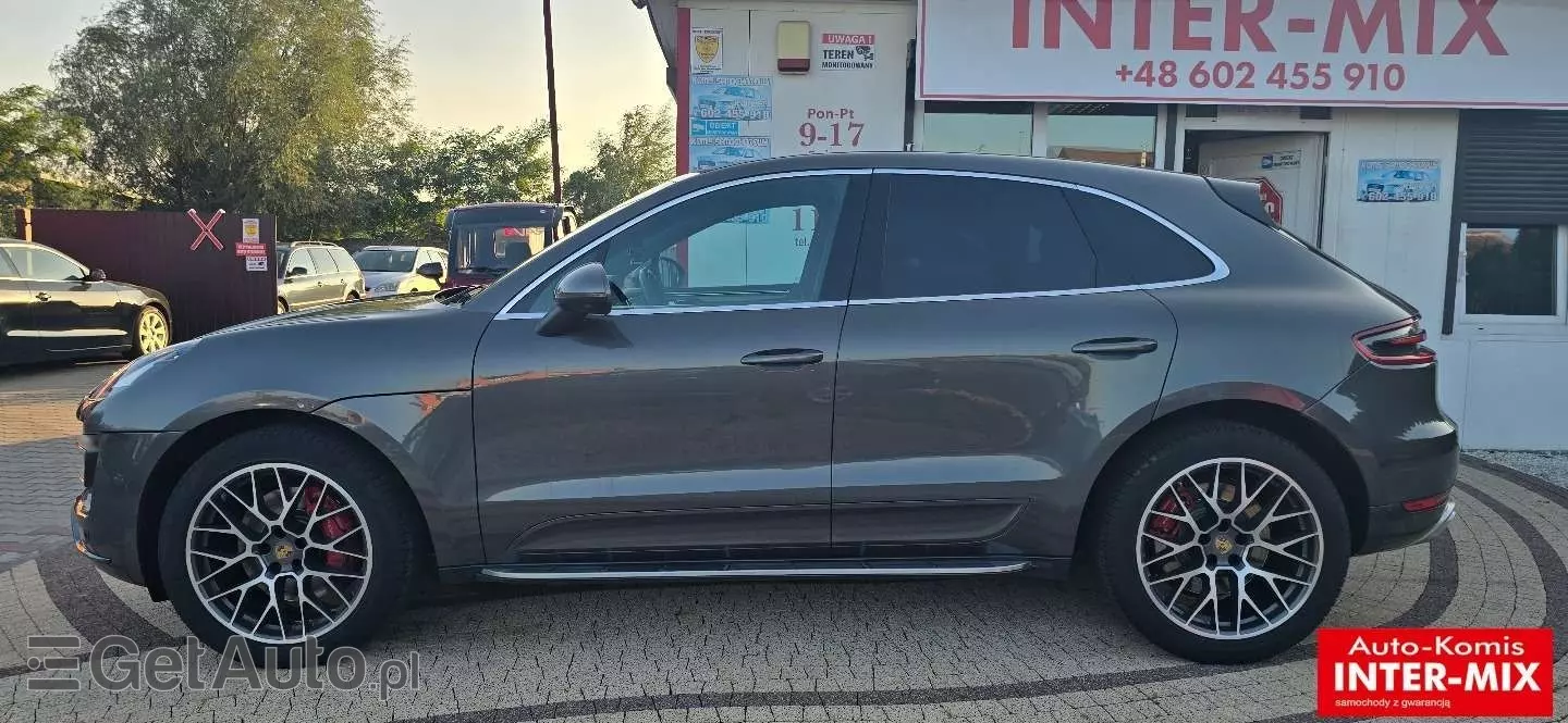 PORSCHE Macan Turbo