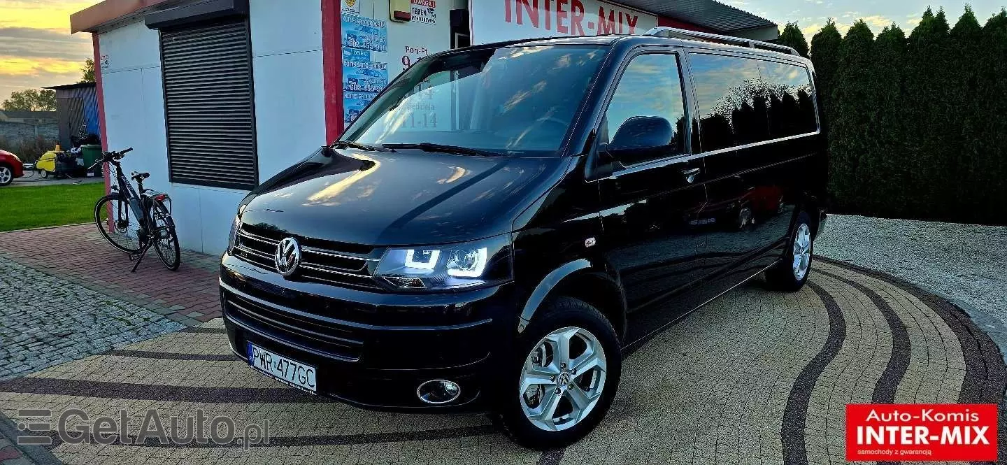 VOLKSWAGEN Transporter Caravelle Trendline DSG