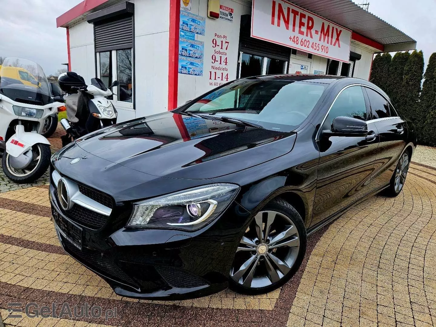 MERCEDES-BENZ CLA 