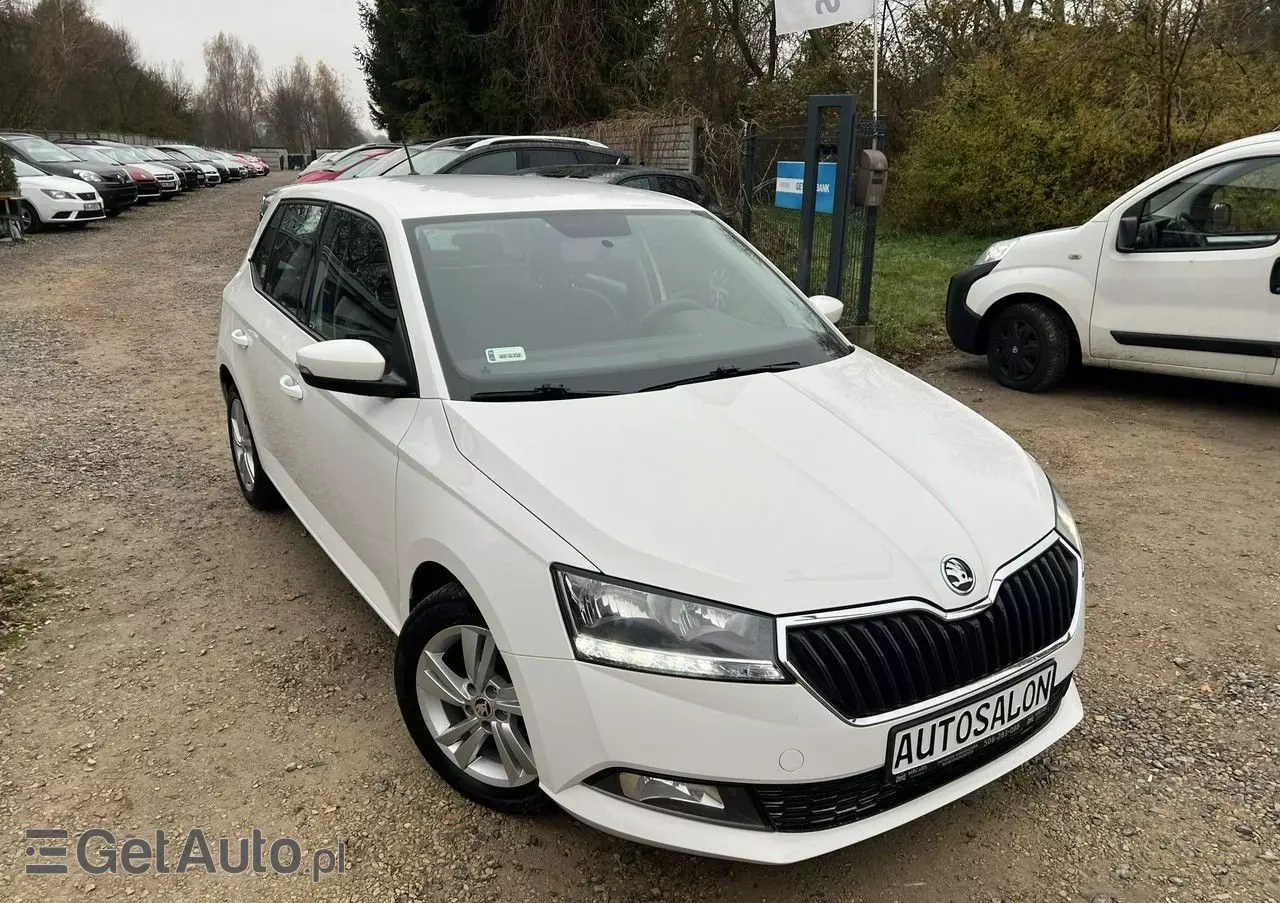 SKODA Fabia 